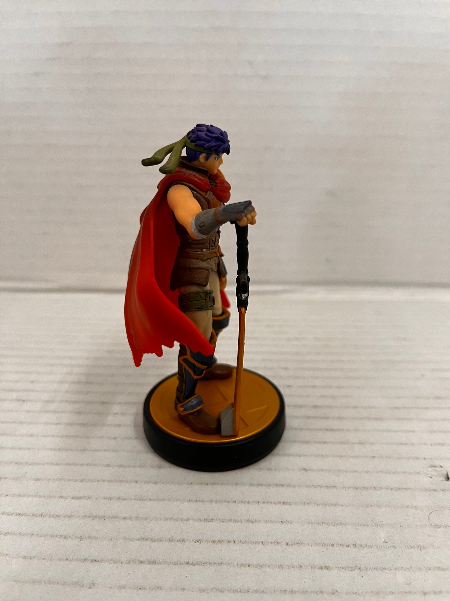 IKE Amiibo Fire Emblem Series Figure Super Smash Bros. Series Nintendo Switch