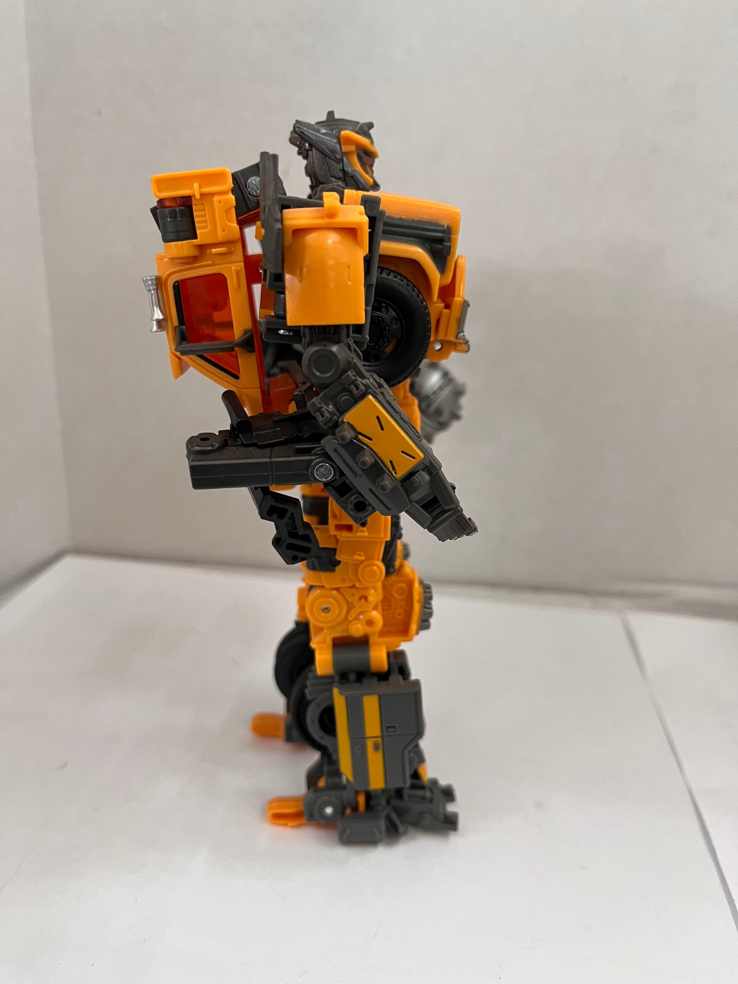 Transformers Battletrap Complete SS-99 Studio Series Voyager Class