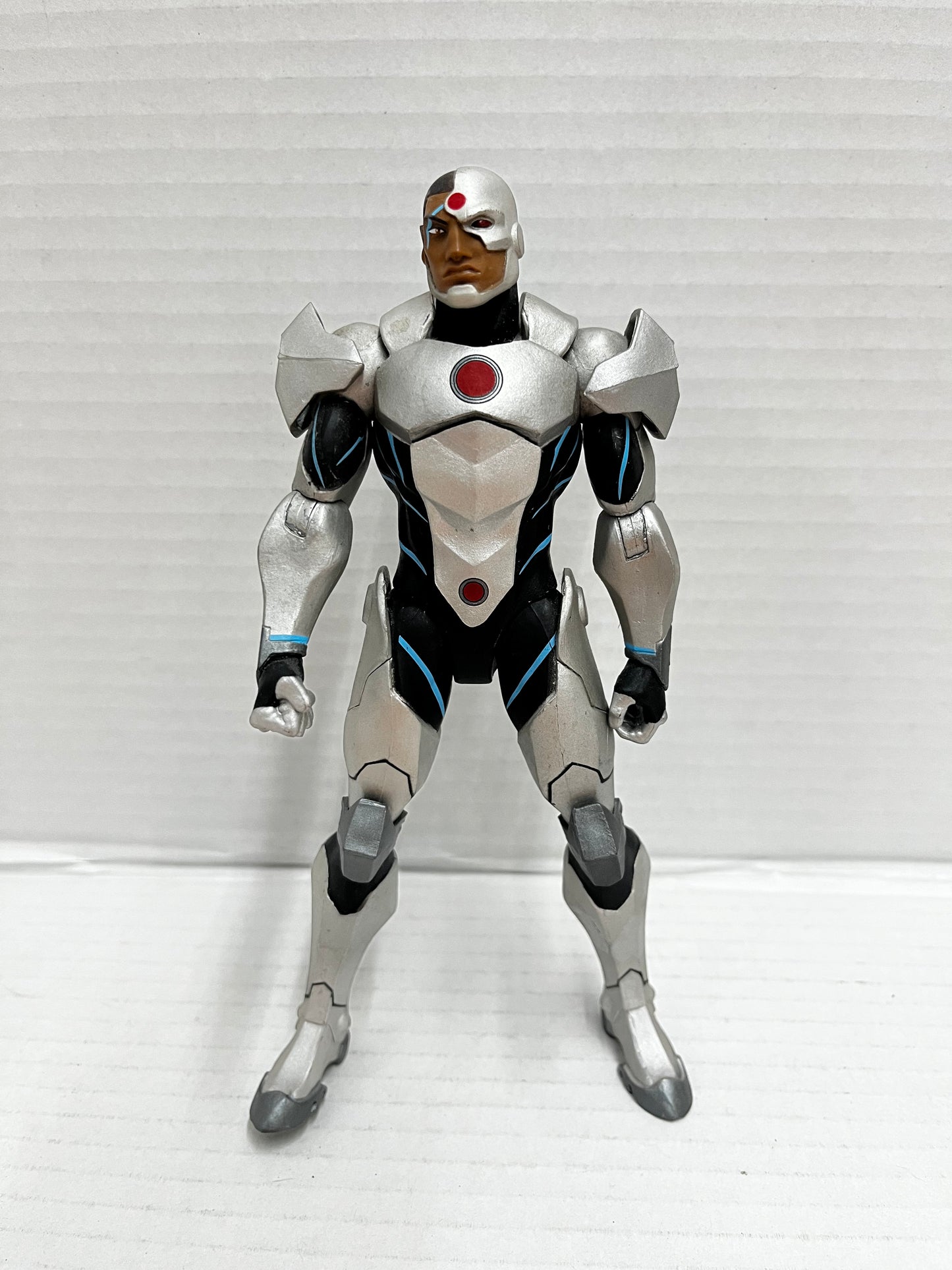 DC Collectibles Justice League WarAnimated Movie #6 CYBORG Figure Loose Complete