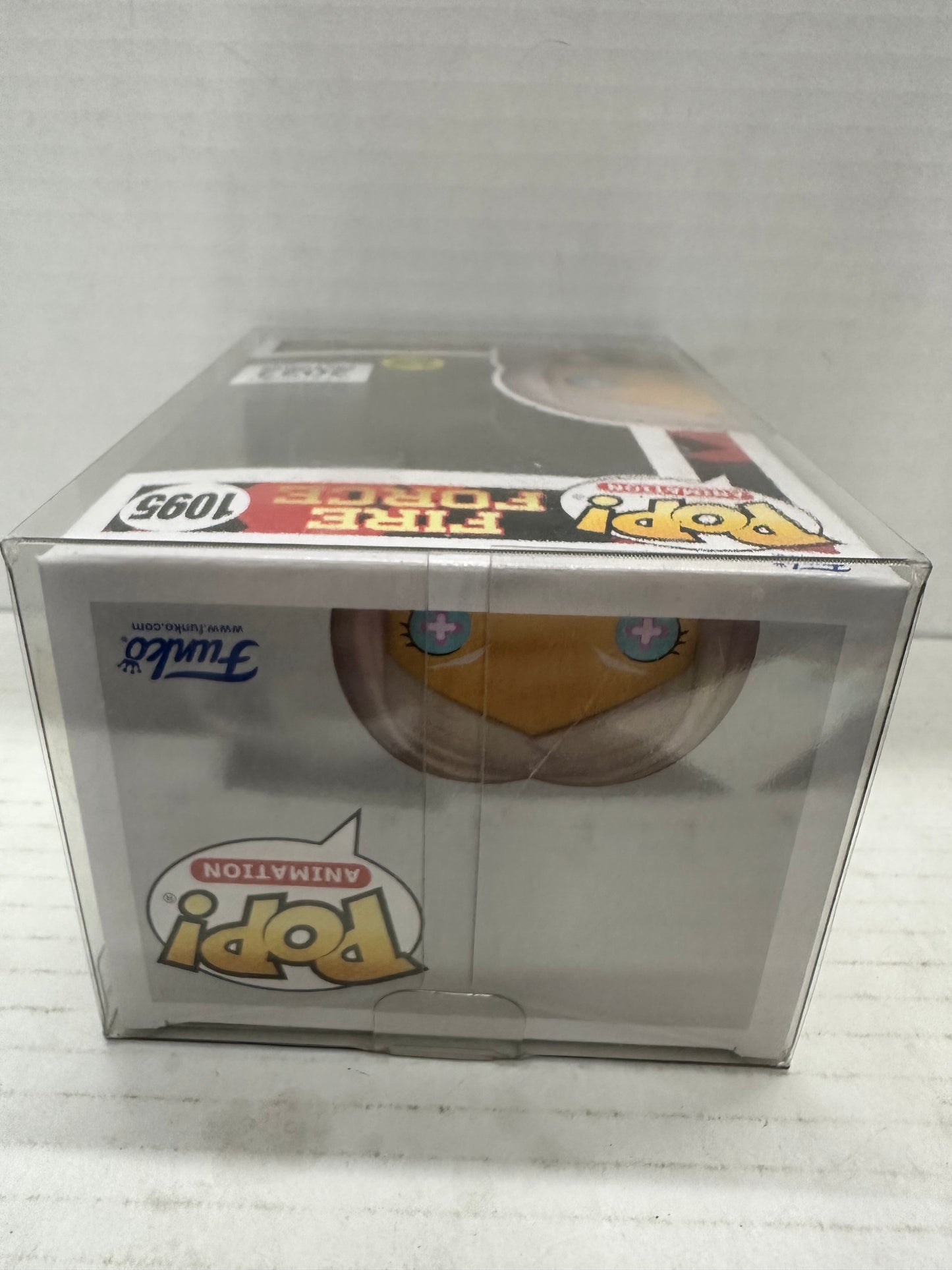 Funko Pop! Vinyl: Fire Force - Princess Hibana AND Pop Protector