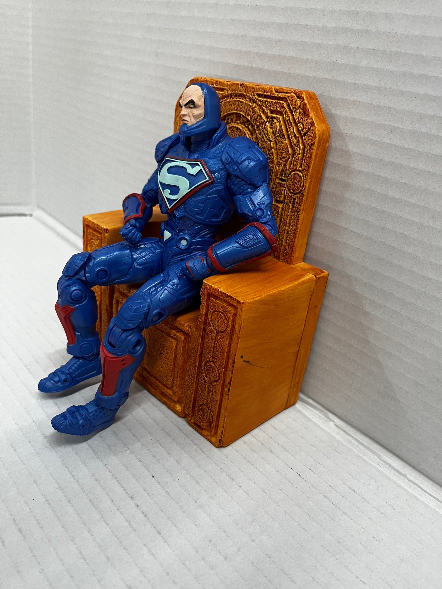 DC Multiverse Lex Luthor Power Suit Action Figure 7 in w/Throne - McFarlane Toys