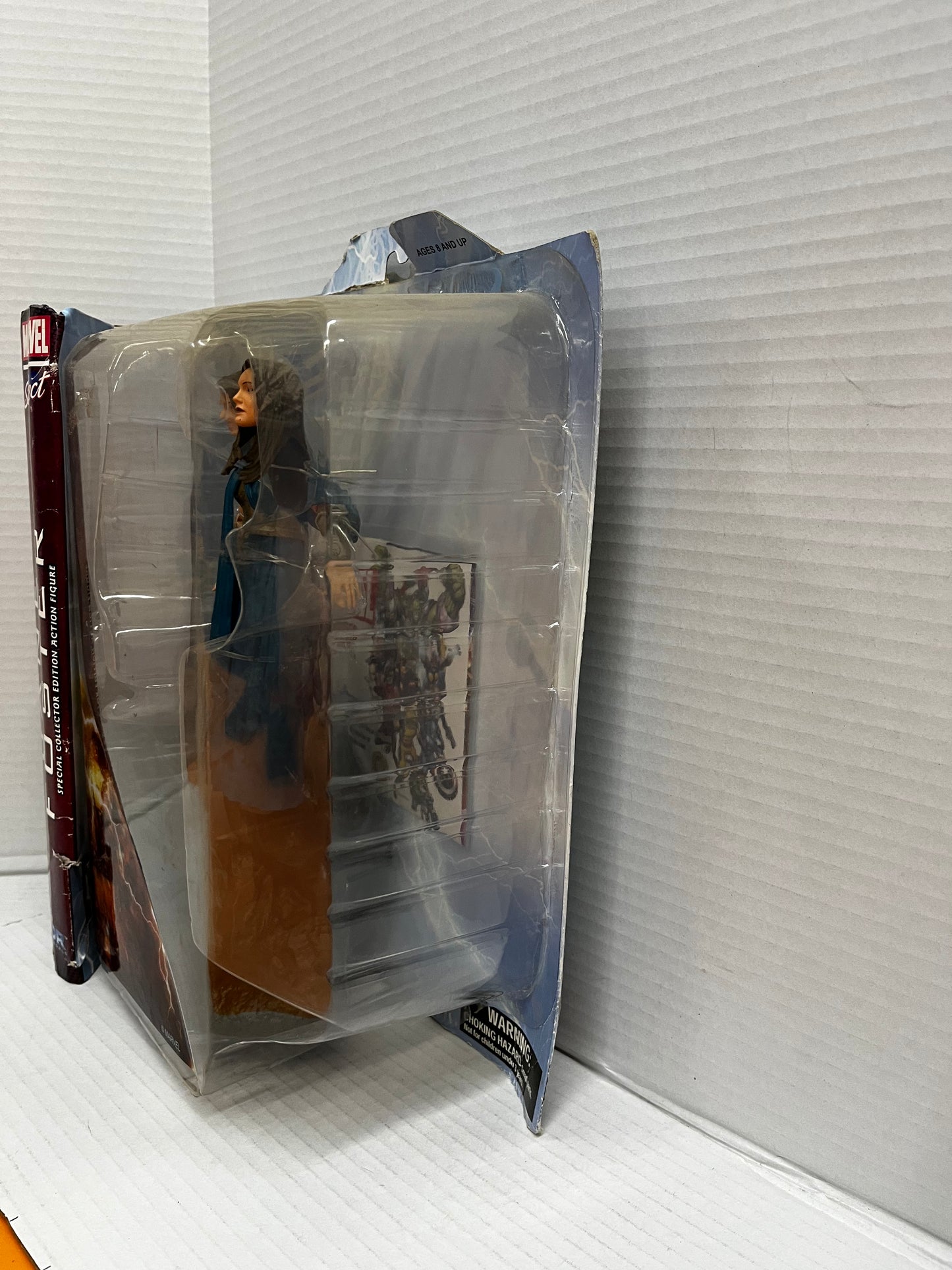 Marvel Select Collector Action Figure Thor Dark World Jane Foster MOC 2013