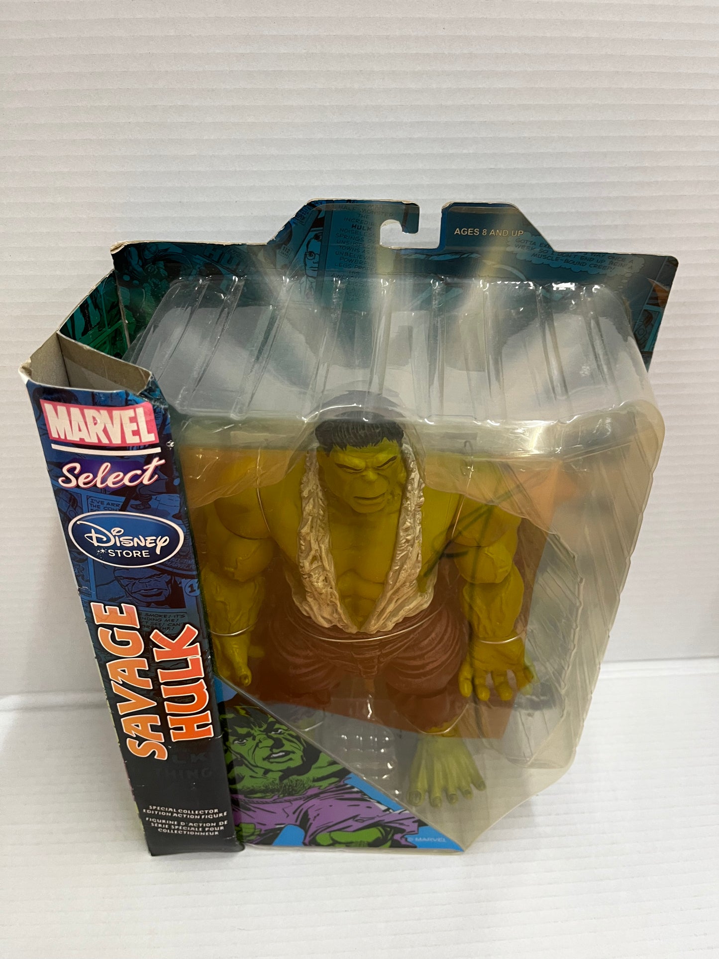 Diamond Marvel Select Savage Hulk Action Figure 10'' Disney store NIB