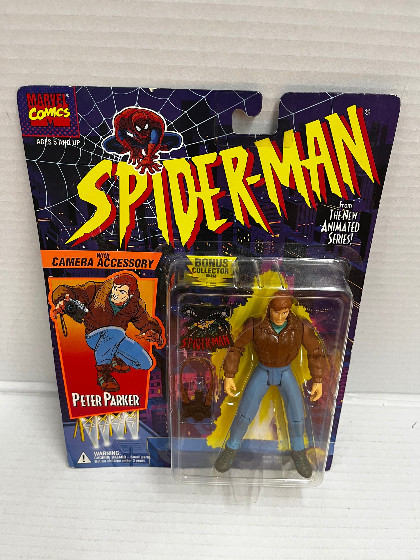 The Animated Series Spider-Man Peter Parker w Camera Accessory Toy Biz 1994 Seal