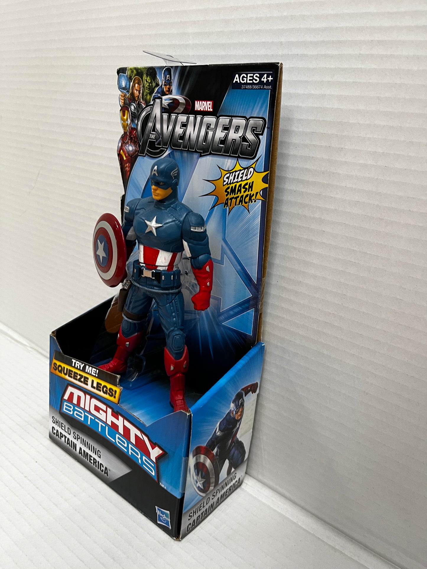 CAPTAIN AMERICA ( 6") HTF ( 2011 ) MARVEL MIGHTY BATTLERS AVENGERS ACTION FIGURE