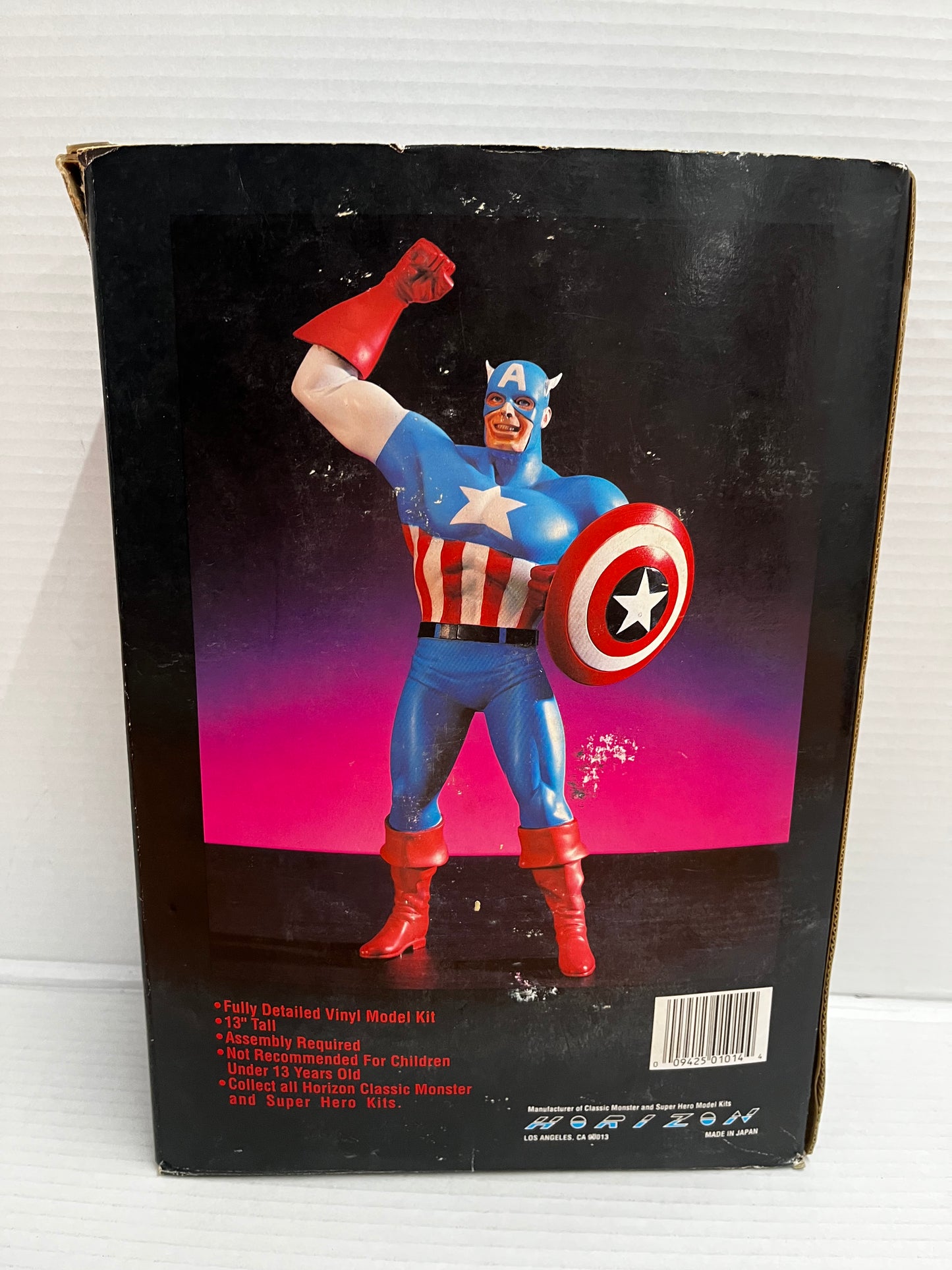 Horizon 1/6 Captain America Vinyl Fully Detailed Model Kit 13' Tall New open box