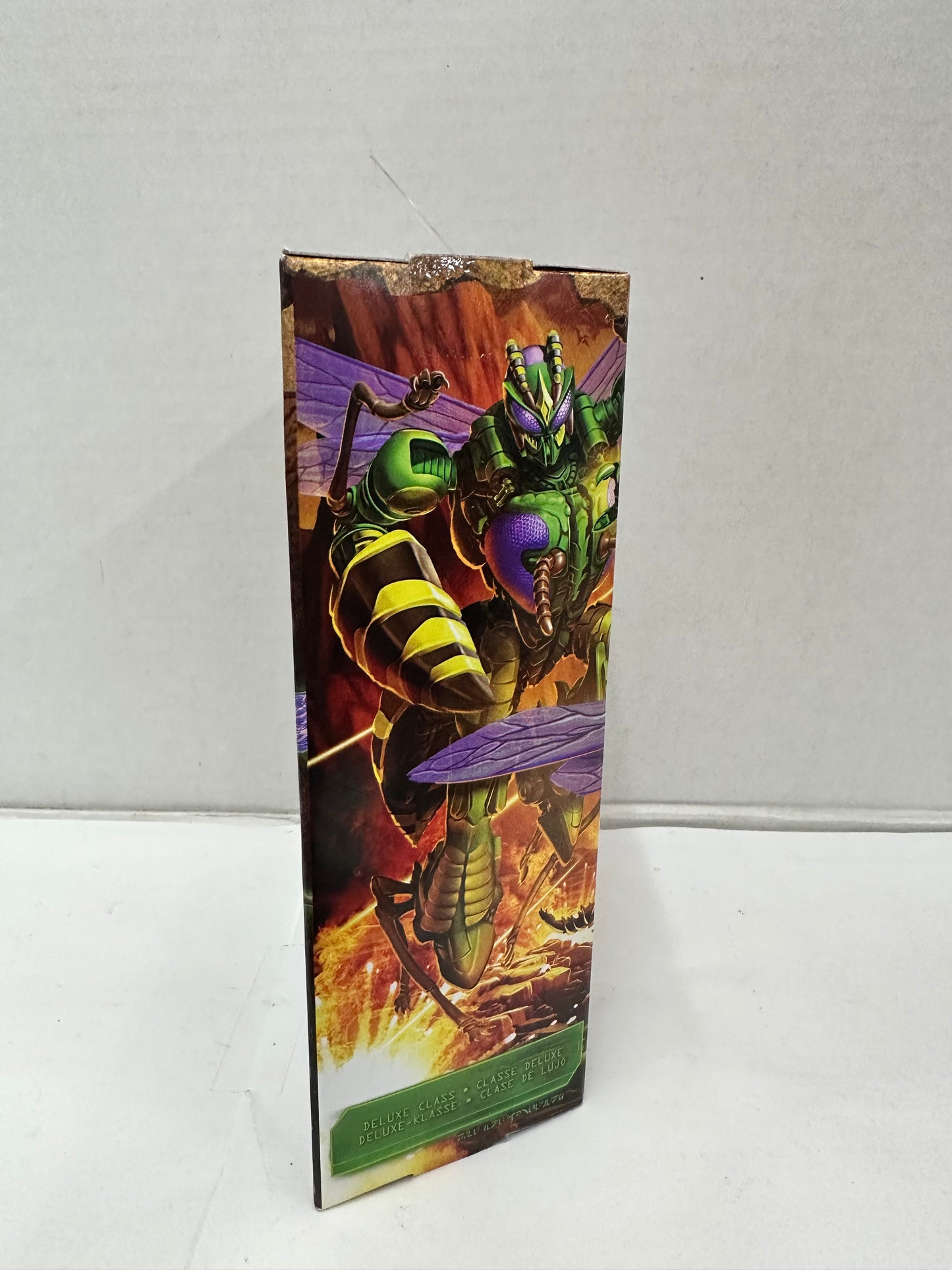 Hasbro Transformers War for Cybertron Waspinator Action Figure