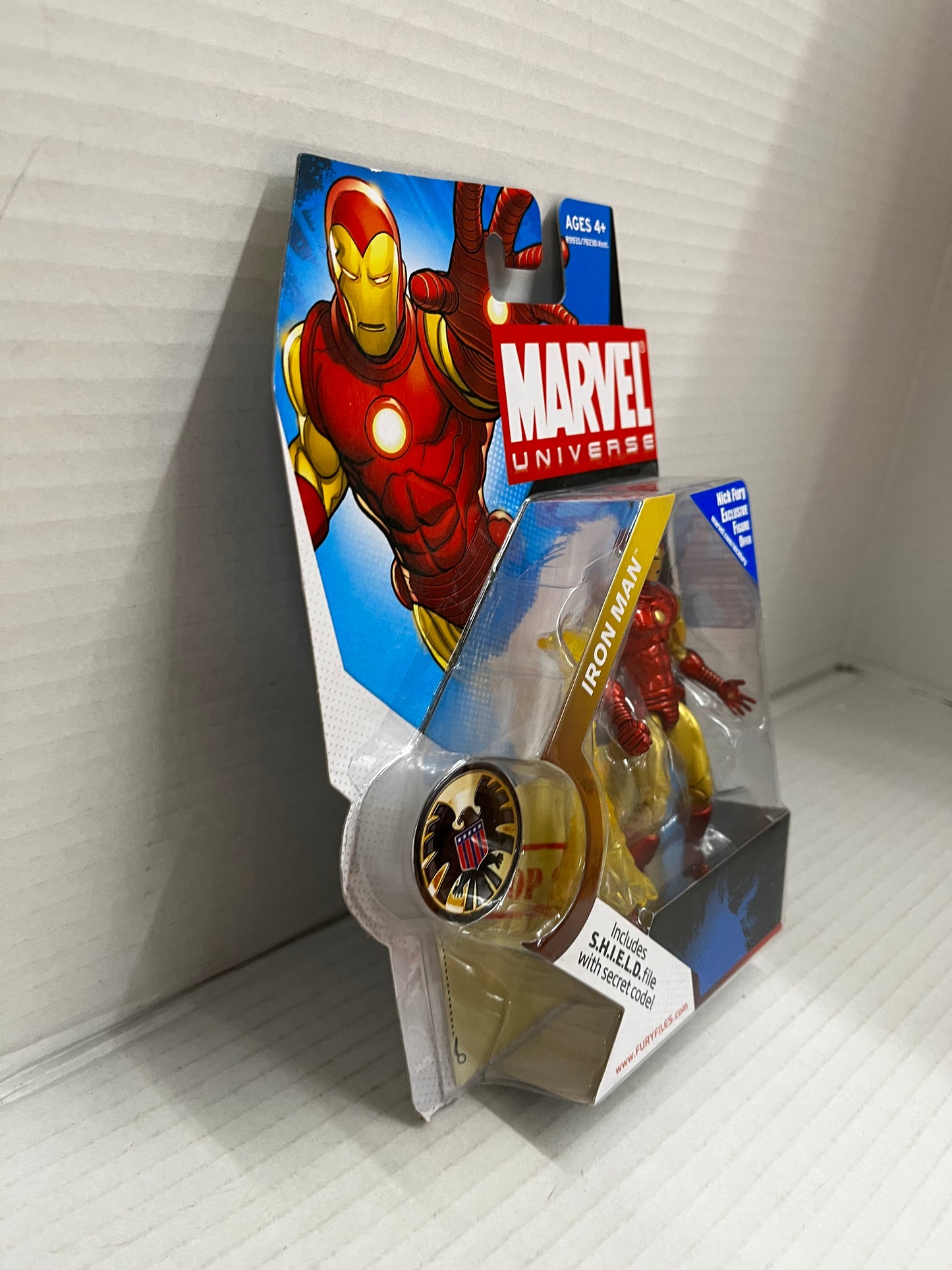 Marvel Universe Iron Man Classic (2008) Hasbro 3.75 Inch Action Figure 021