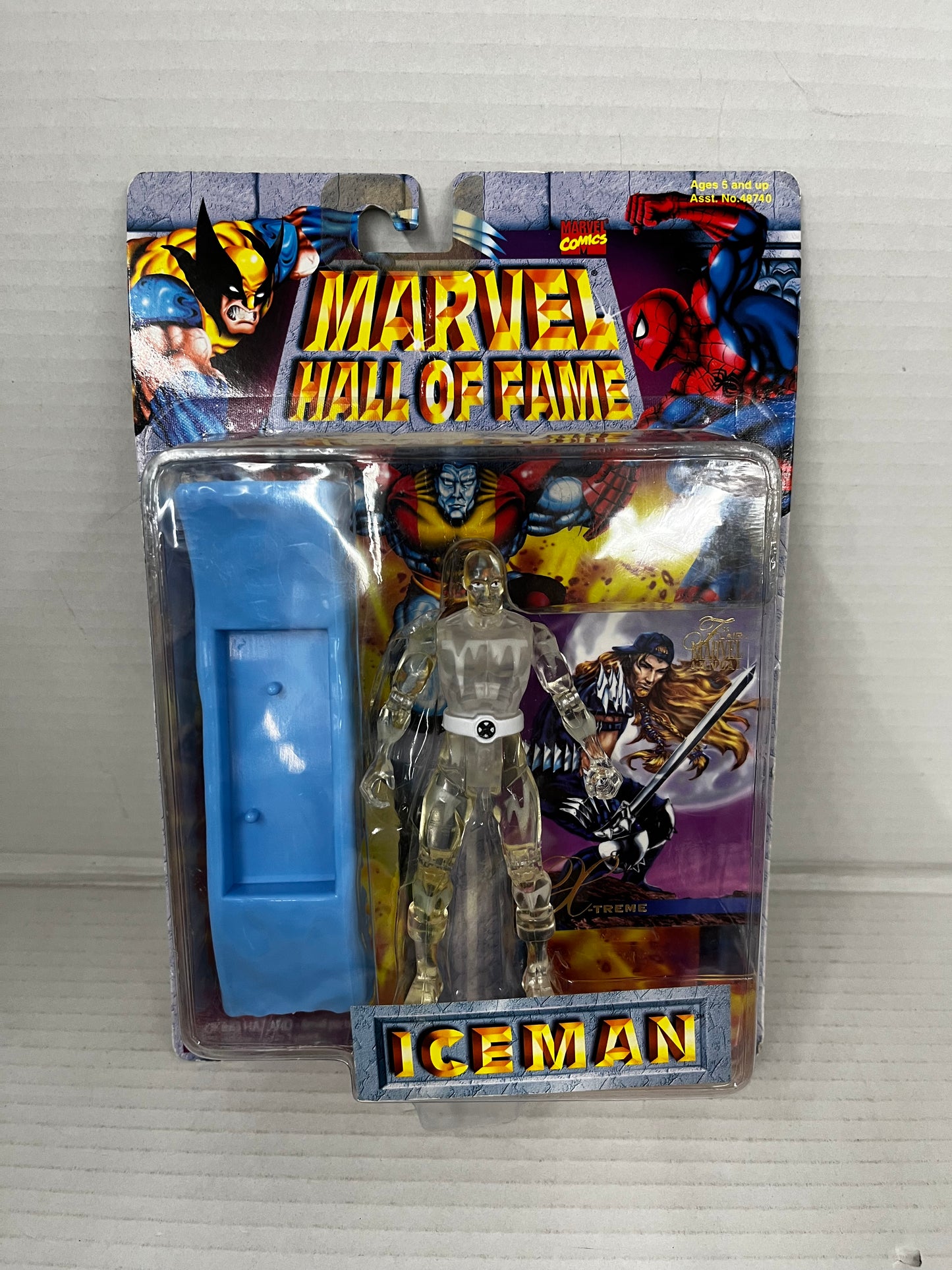 Vintage Toybiz Marvel ICEMAN Action Figure 1996 Avengers X-MEN 97 animated toy