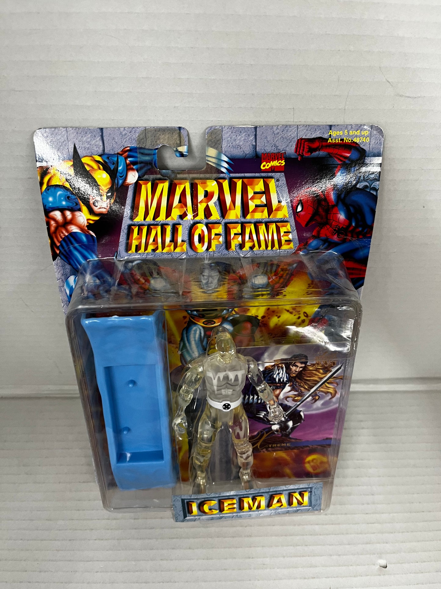 Vintage Toybiz Marvel ICEMAN Action Figure 1996 Avengers X-MEN 97 animated toy