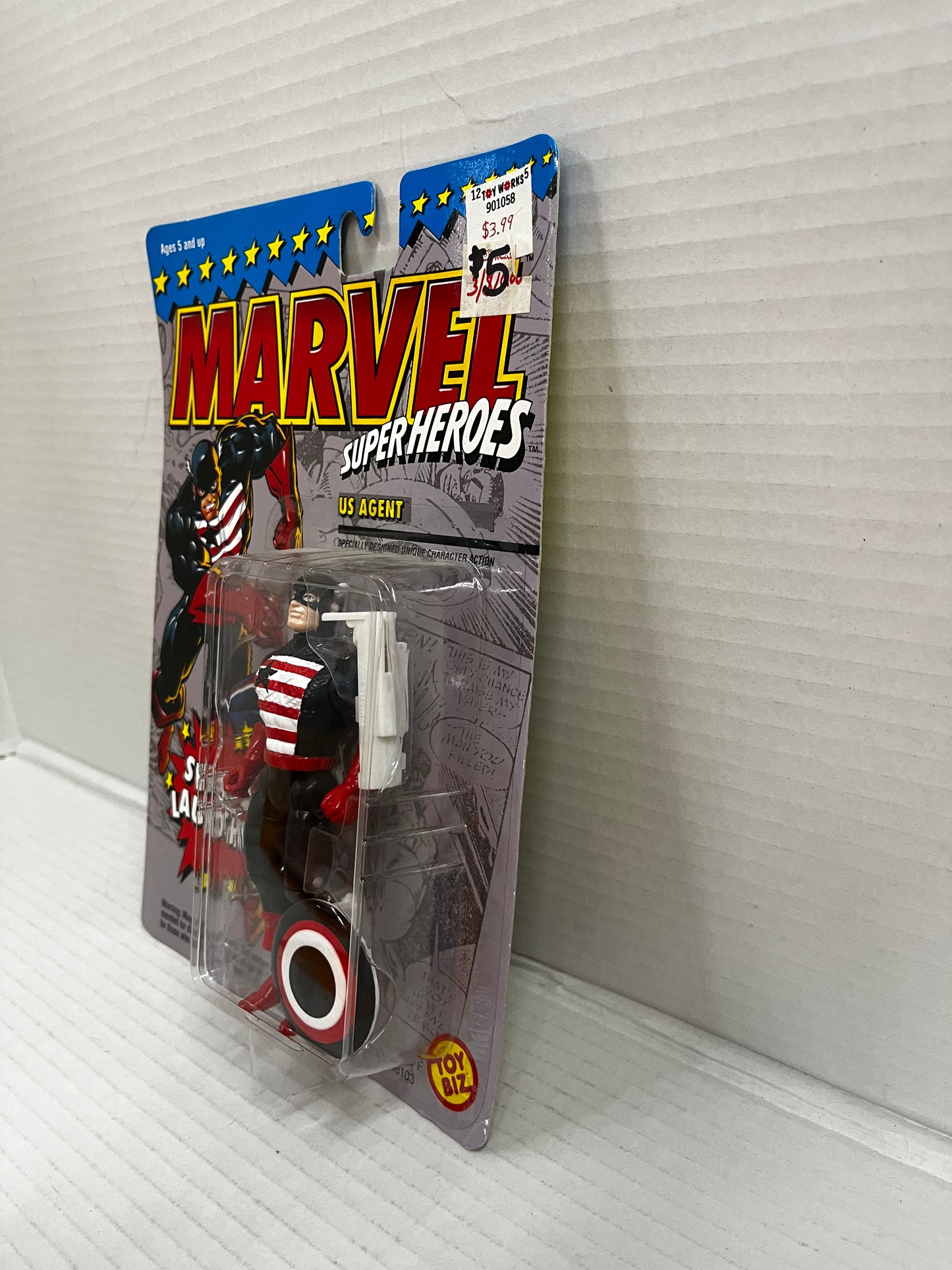 Marvel Super Heroes US AGENT Action Figure w/ Shield Launcher 1994 Toy Biz NEW