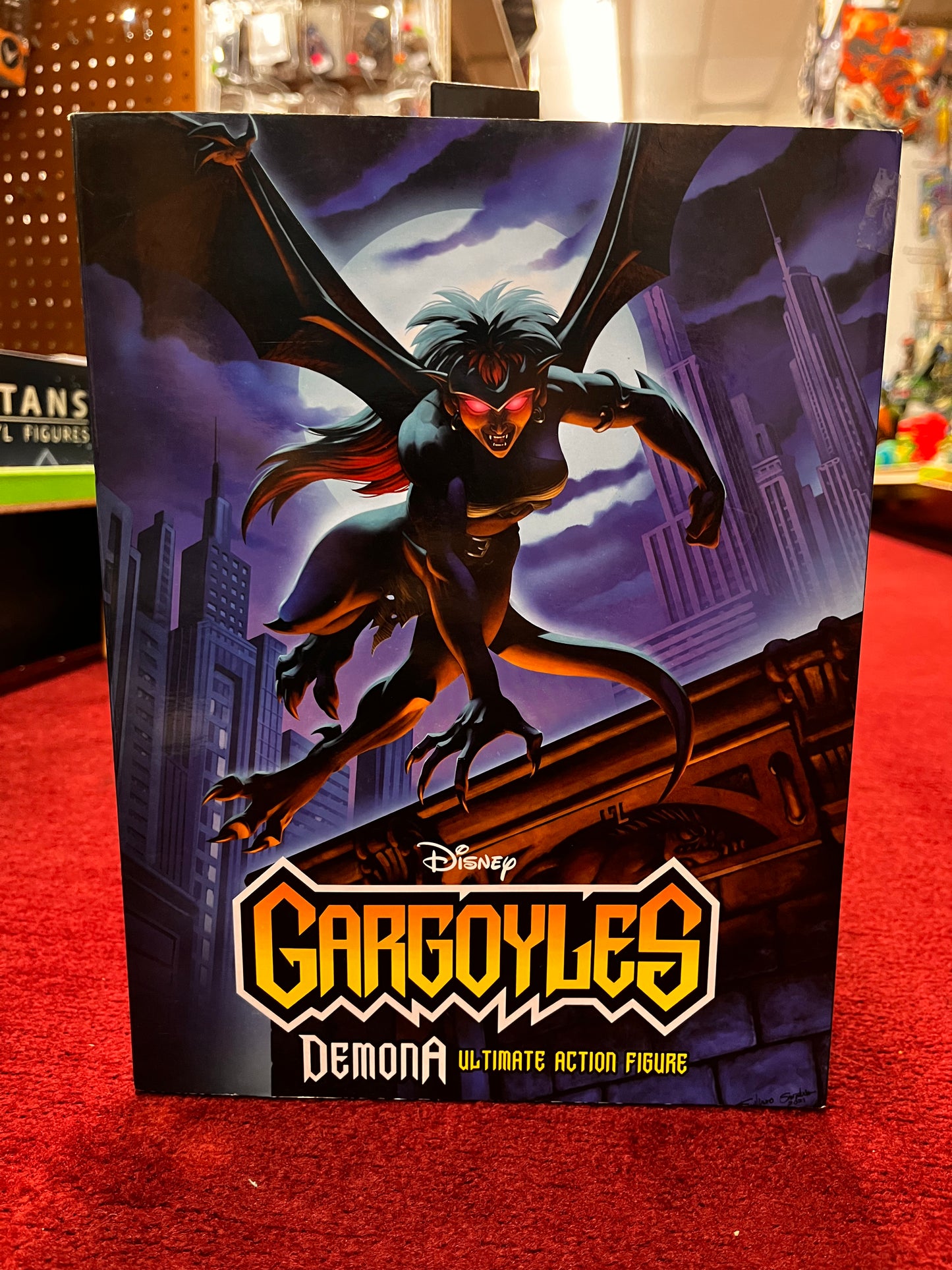 NECA Gargoyles Ultimate Demona Action Figure New Sealed