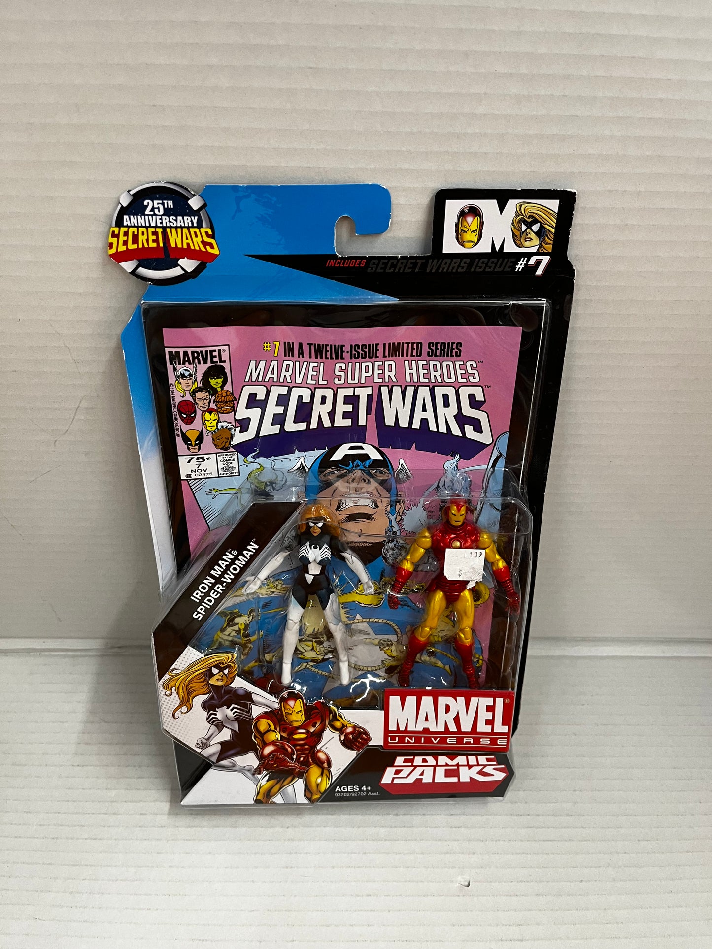 Marvel Secret Wars Comic Packs Iron Man/Spider-Woman Action Figure 2-Pack