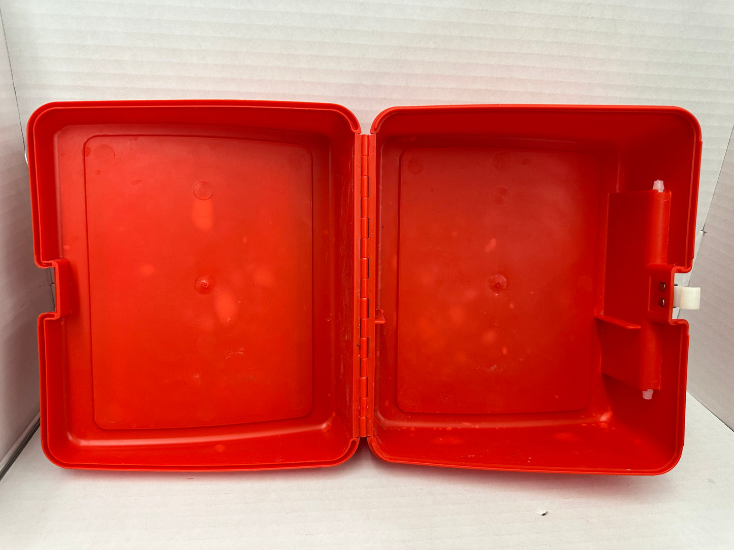 Vintage Mattel Hot Wheels 1984 Plastic Thermos Lunchbox