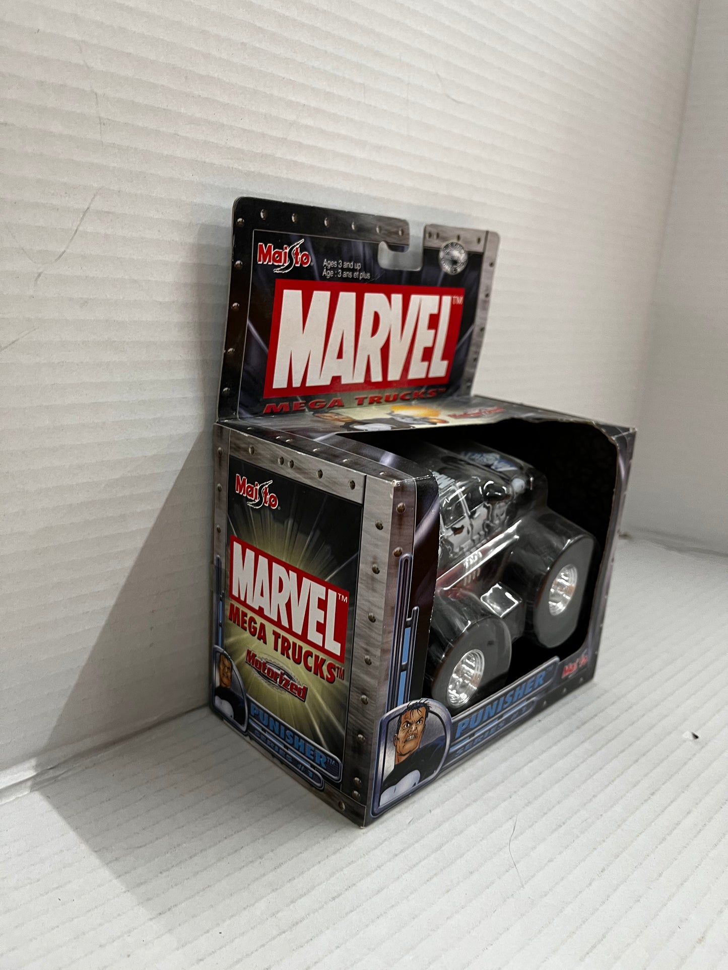 Maisto Ultimate Marvel Monsters Truck Punisher Series 1 Motorized New 2002 RARE