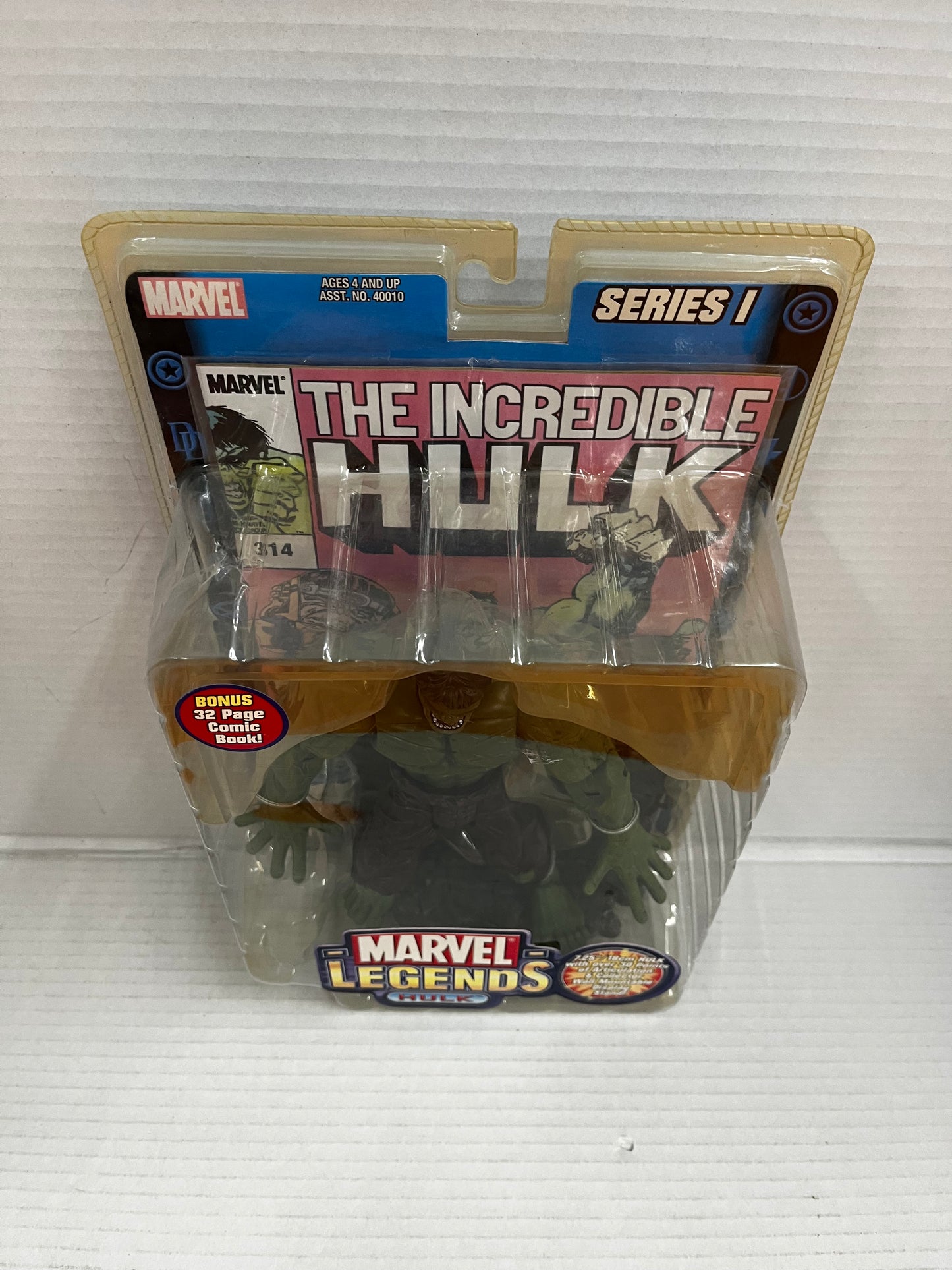 NEW 2002 VTG Marvel Legends Incredible Hulk Action Figure Series 1 Comic Book