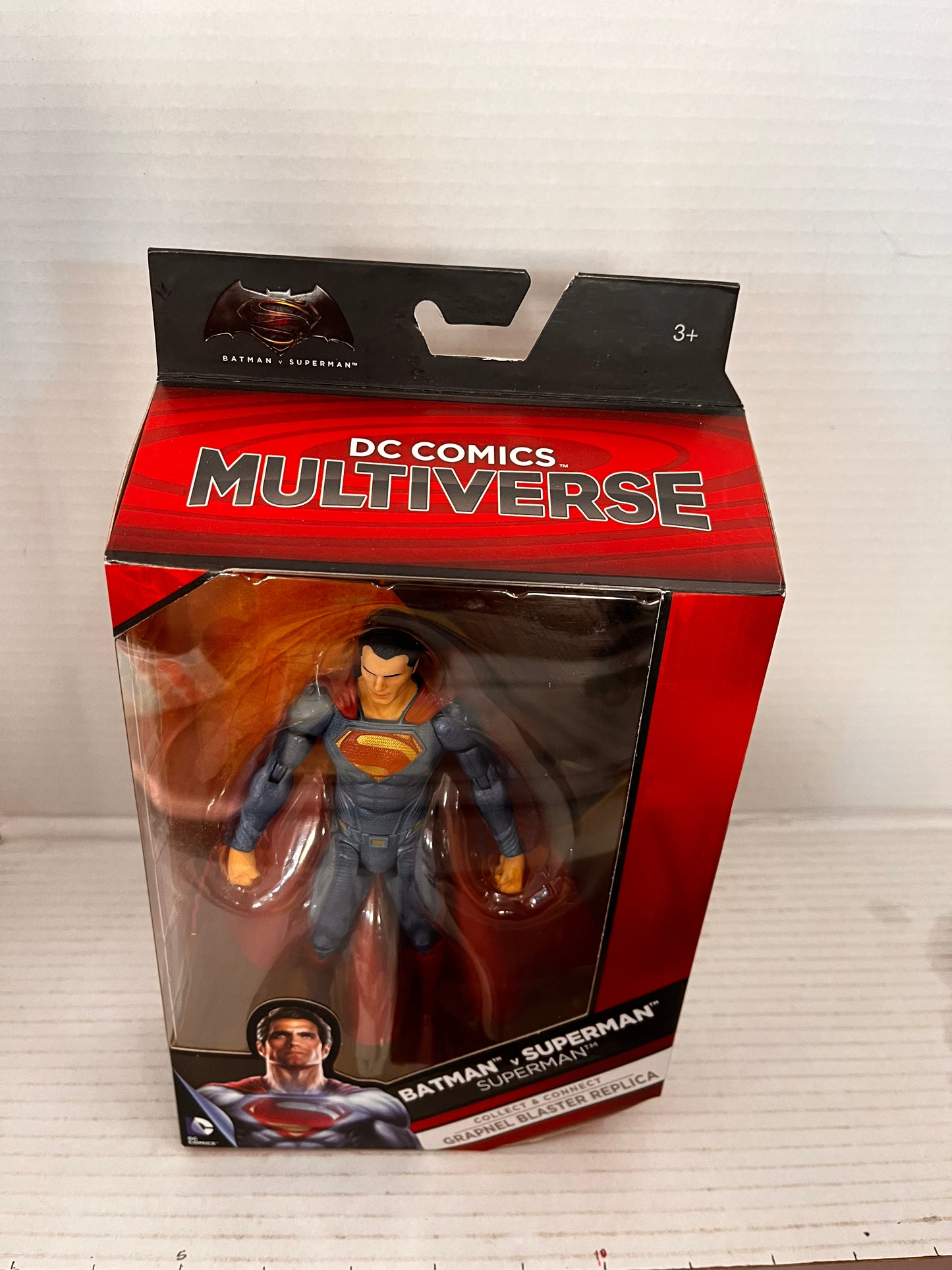 DC Multiverse SUPERMAN Action Figure Batman vs Superman Grapnel Blaster Replica