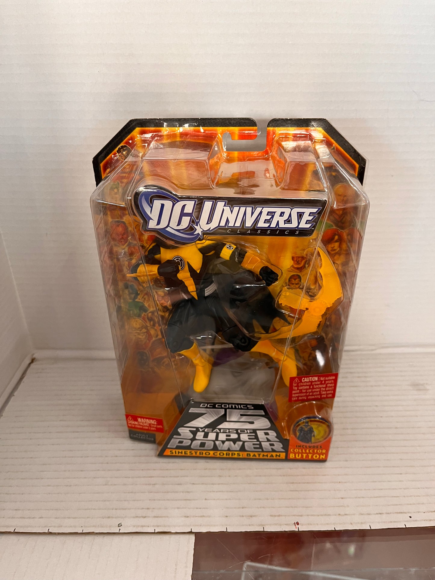 DC Universe Classics Sinestro Corps Batman Yellow Lantern 7" Action Figure