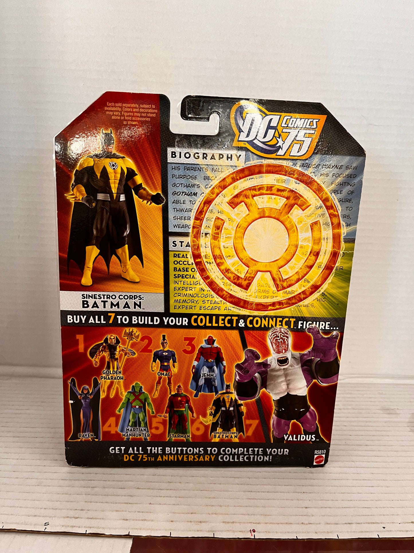 DC Universe Classics Sinestro Corps Batman Yellow Lantern 7" Action Figure