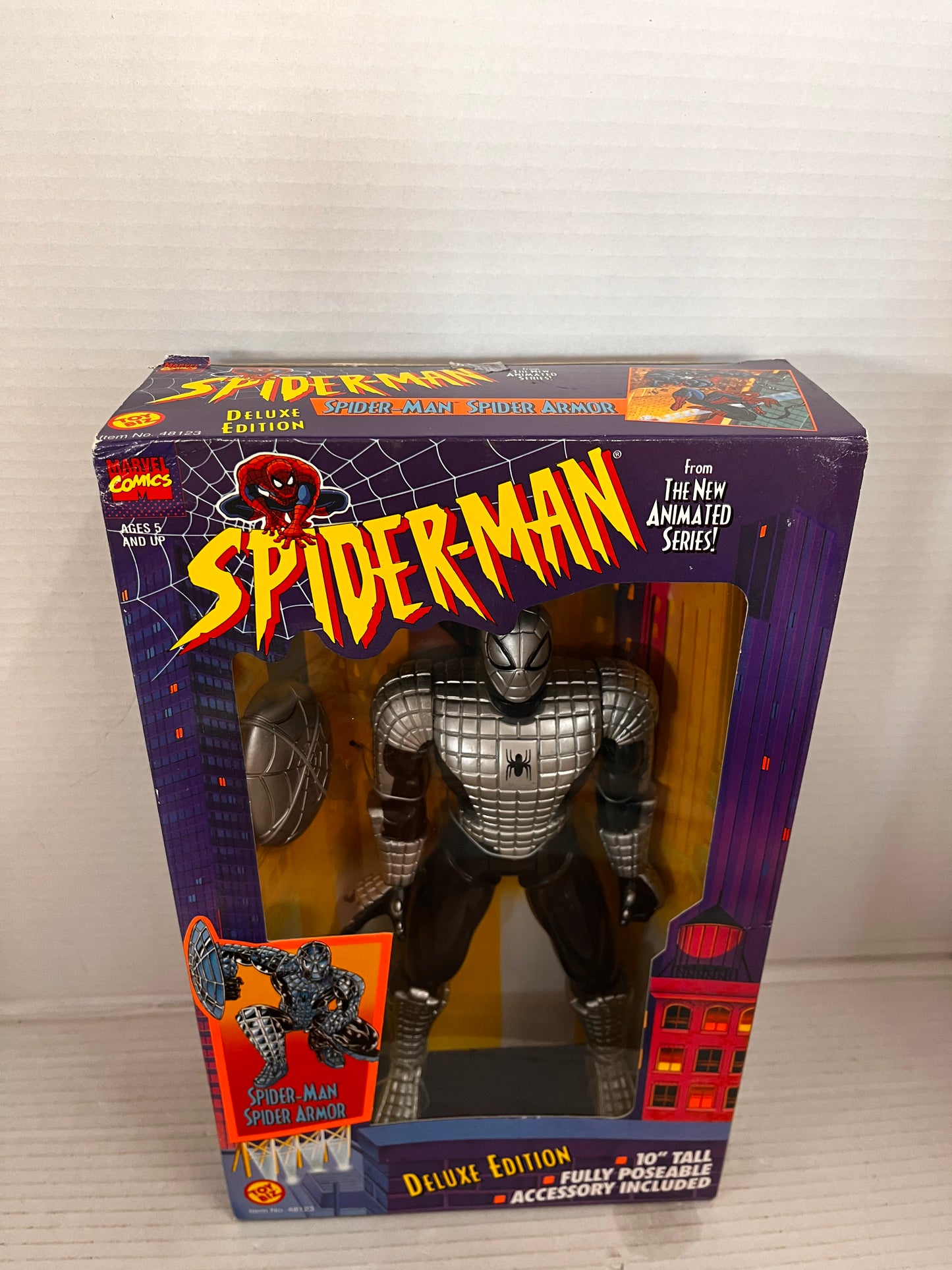 1996 Toy Biz Spider-Man Spider Armor 10" Deluxe Edition Action Figure