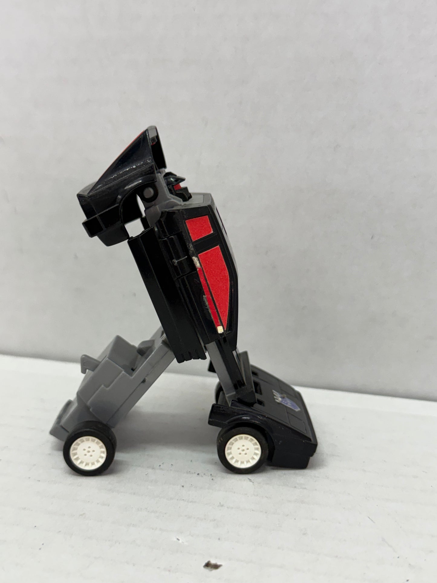 G1 Transformers - Runabout - '86 Vintage Hasbro COMPLETE With Gun #1