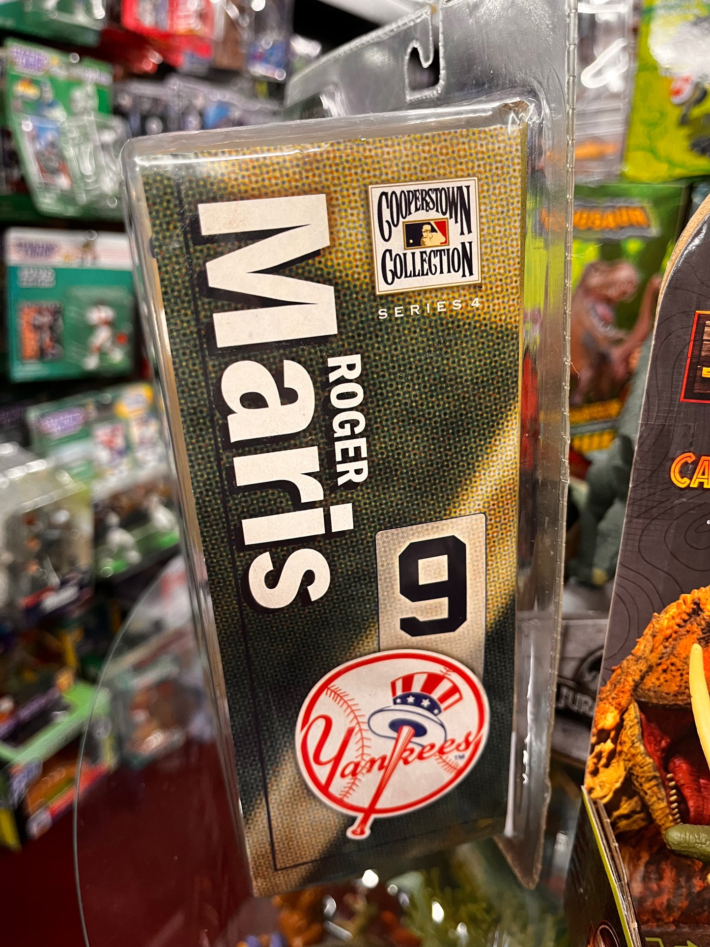 ROGER MARIS MCFARLANE COOPERSTOWN SERIES 4 NEW YORK YANKEES FIGURE