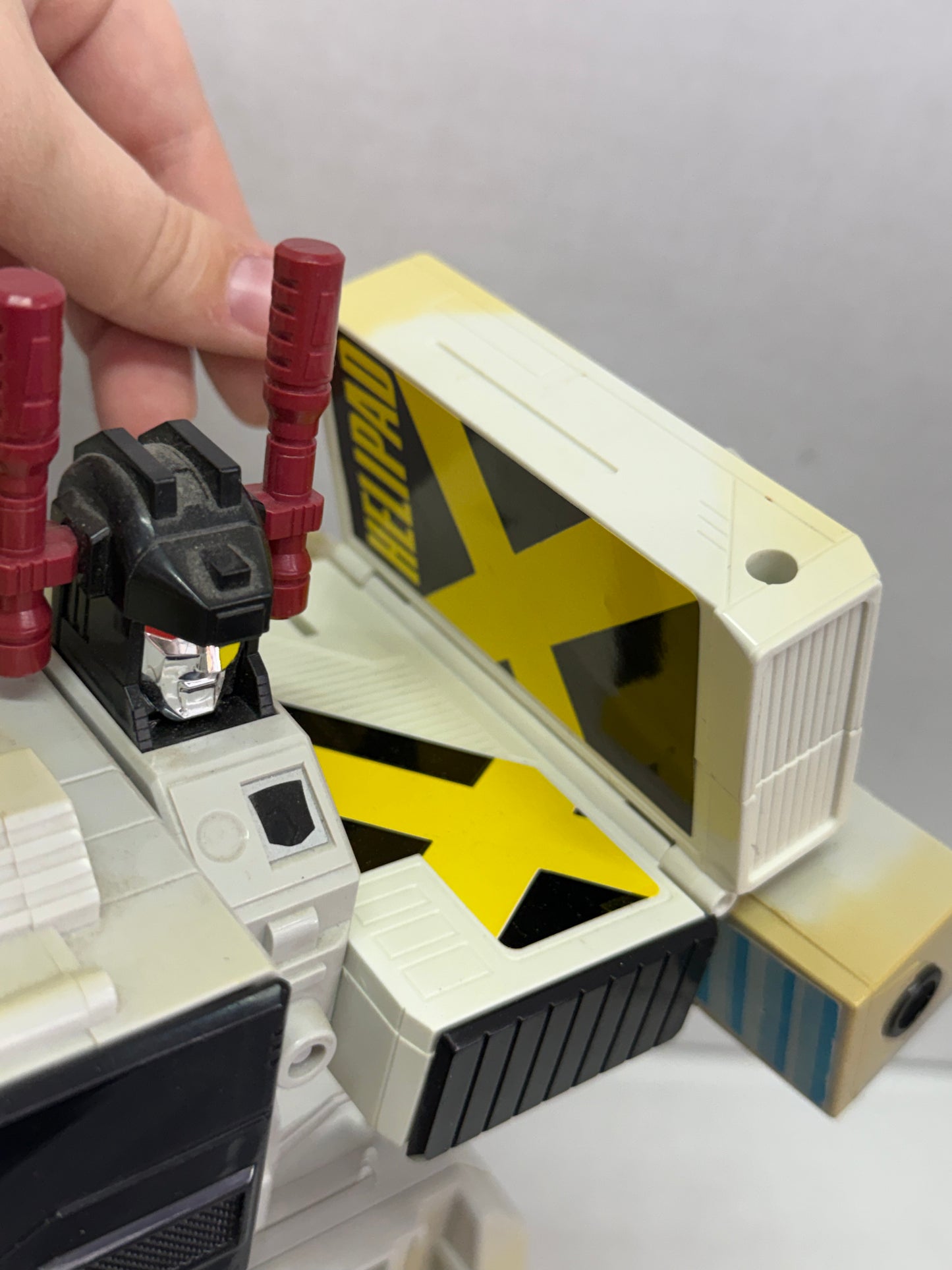 Transformers G1 Metroplex Autobot City Commander Vintage Action Figure 1985 #1