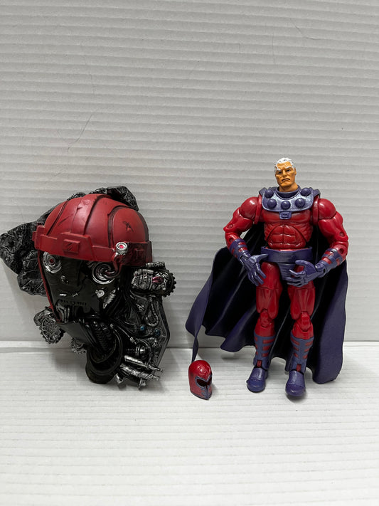 Toybiz Marvel Legends 6” Magneto Series 3 Loose Complete  X-Men 2001