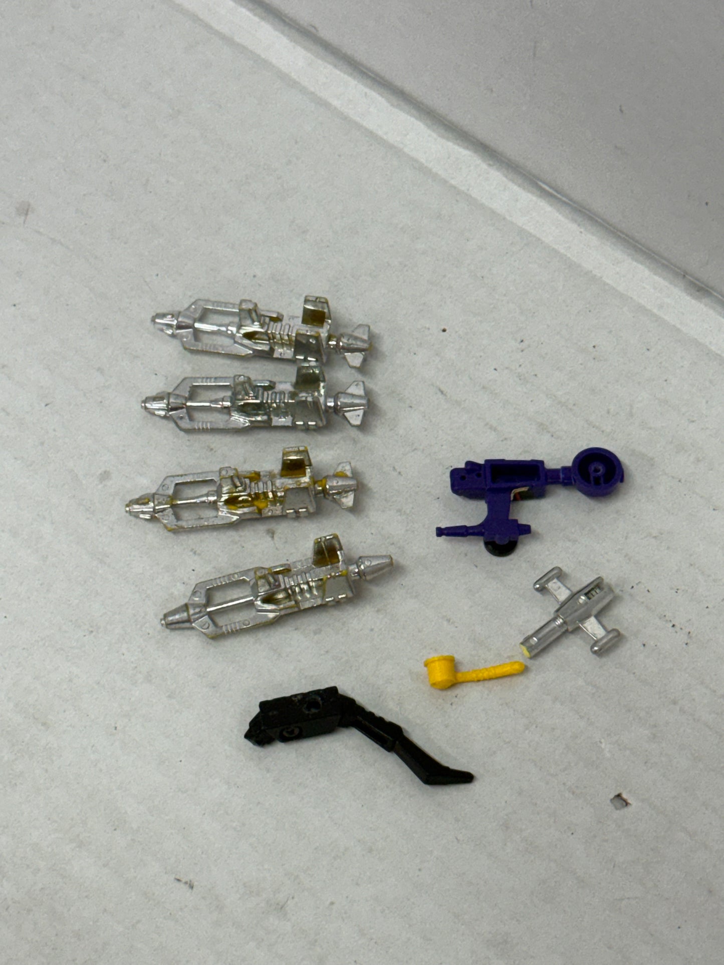 G1 INSECTICON PARTS LOT TRANSFORMERS - LIST IN DESCRIPTION