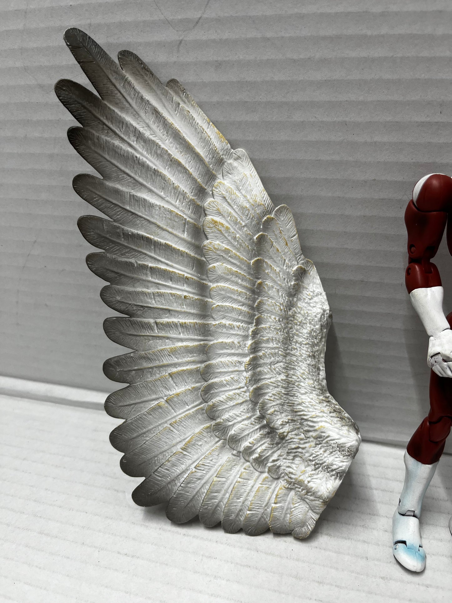 Toy Biz Marvel Legends X-Men Angel Red Suit Variant Sentinel Series Figure