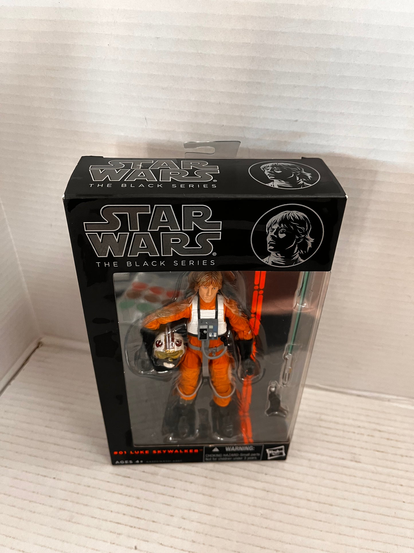 Hasbro Star Wars Black Series 6-inch Figure Luke Skywalker X-Wing Pilot, #01