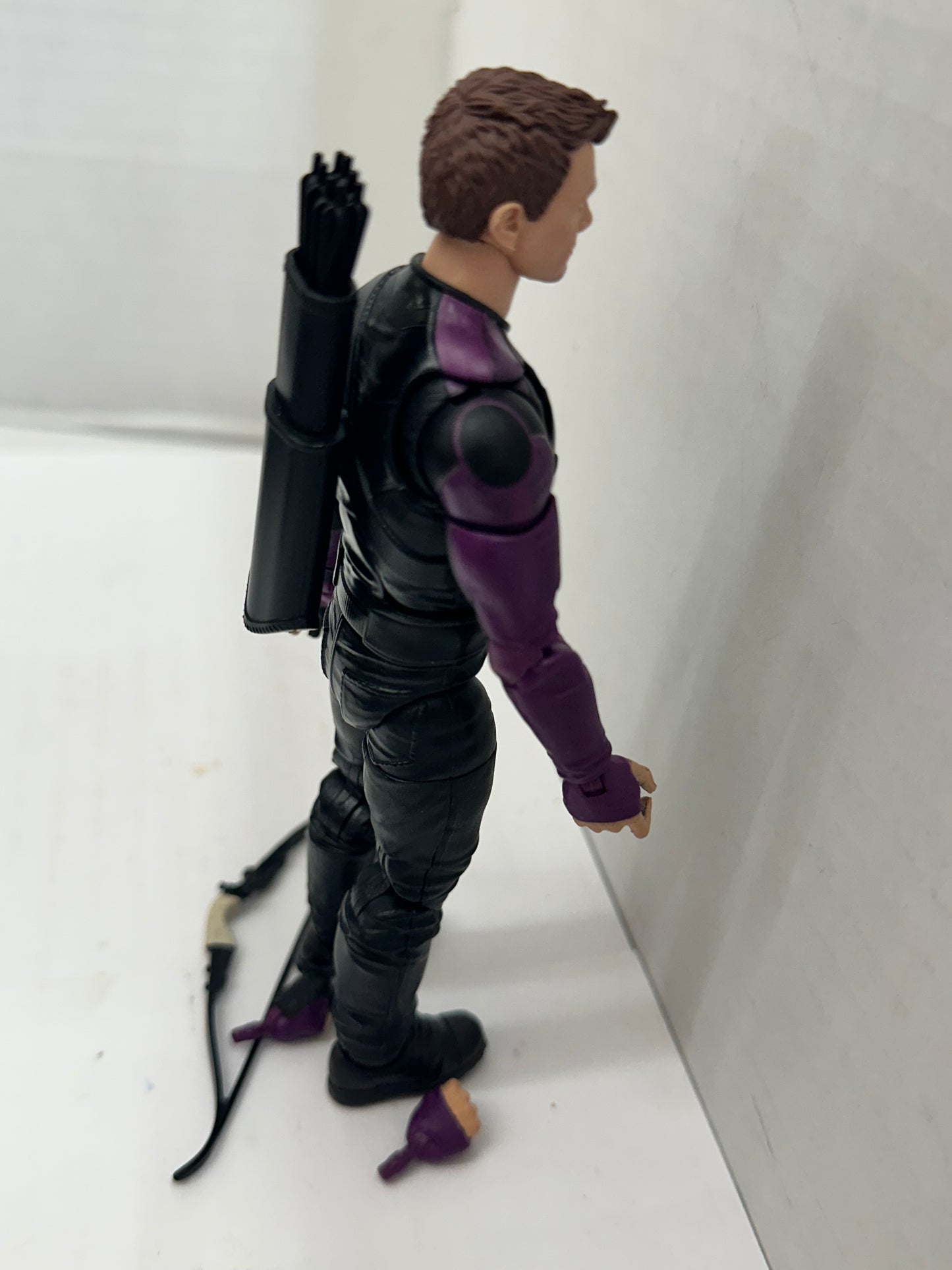 Marvel Legends figure HAWKEYE Infinity Ultron BAF series 6” Figure