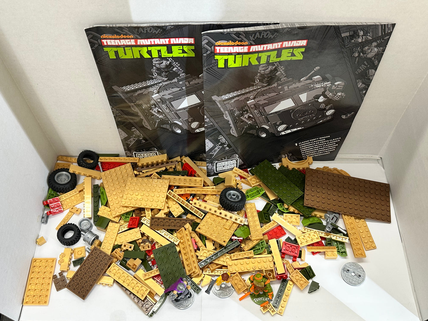 Mega Construx Teenage Mutant Ninja Turtles Classic Party Wagon