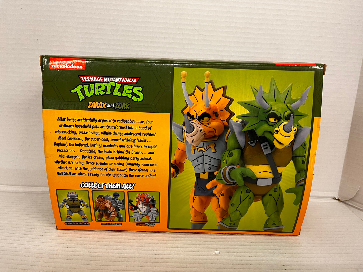 NECA Teenage Mutant Ninja Turtles Wingnut & Screwloose 7" Figure Set OPEN BOX