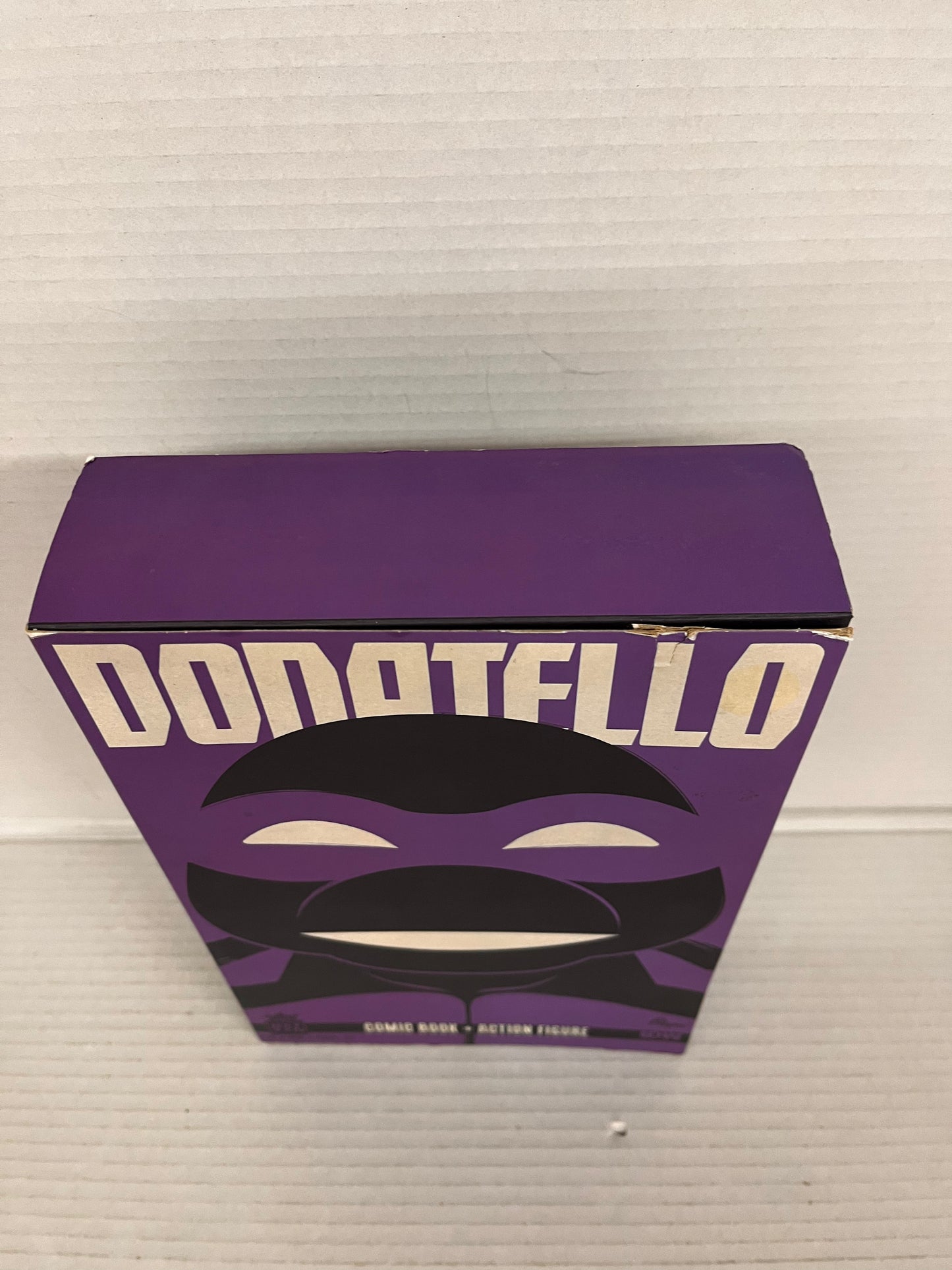 BST AXN TMNT IDW DONATELLO 5" ACTION FIGURE WITH COMIC BOOK NINJA TURTLES