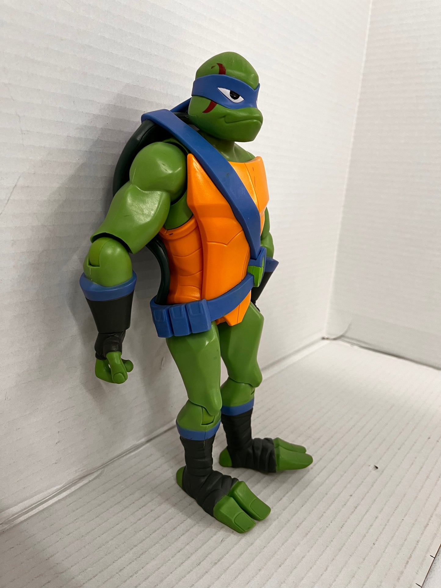 Rise of the Teenage Mutant Ninja Turtles Leonardo Large Toy Figure 11" 2018 TMNT