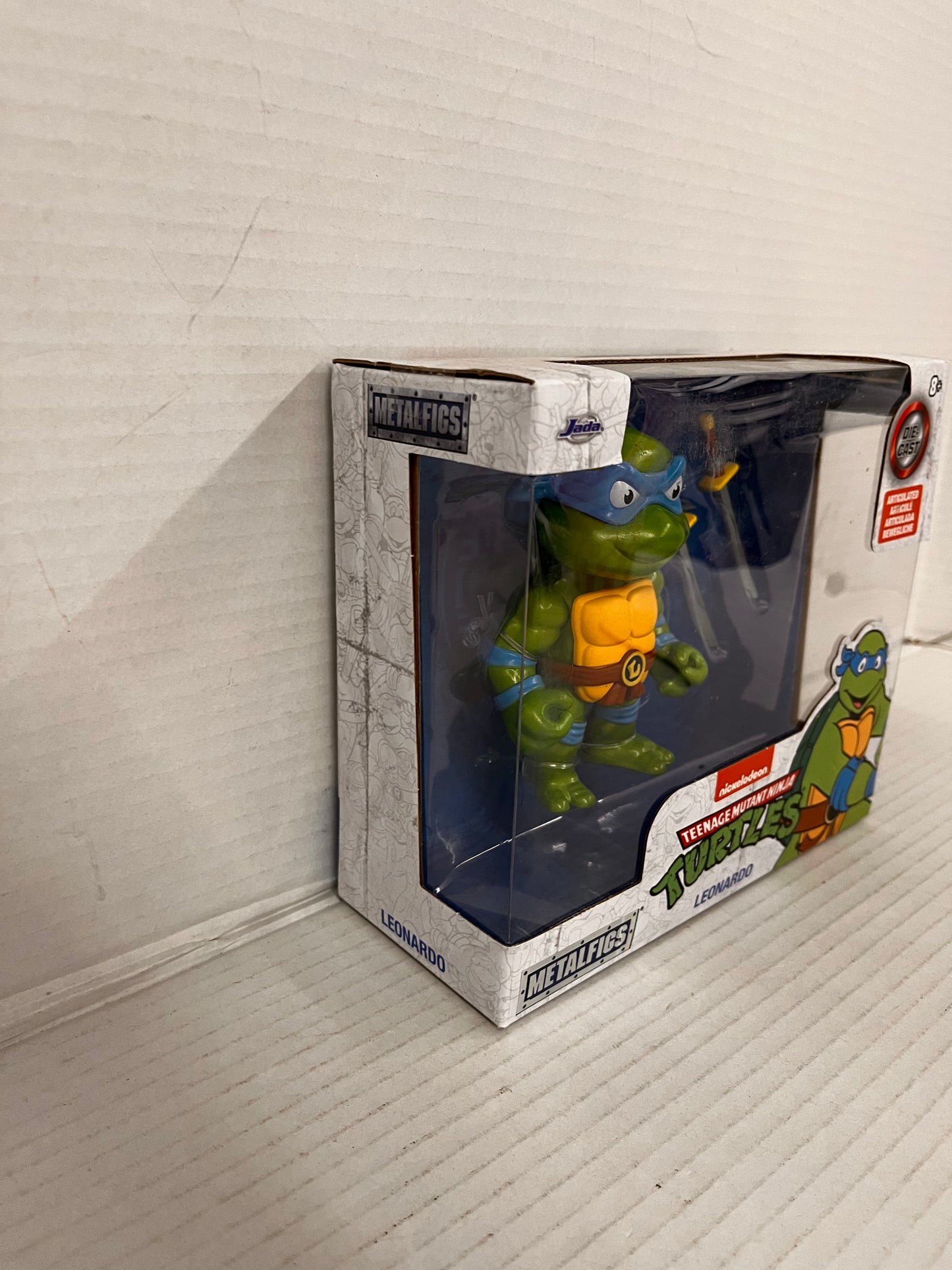 Jada Toys - 4 Metals TMNT - Leonardo Figure with Accessories Figure
