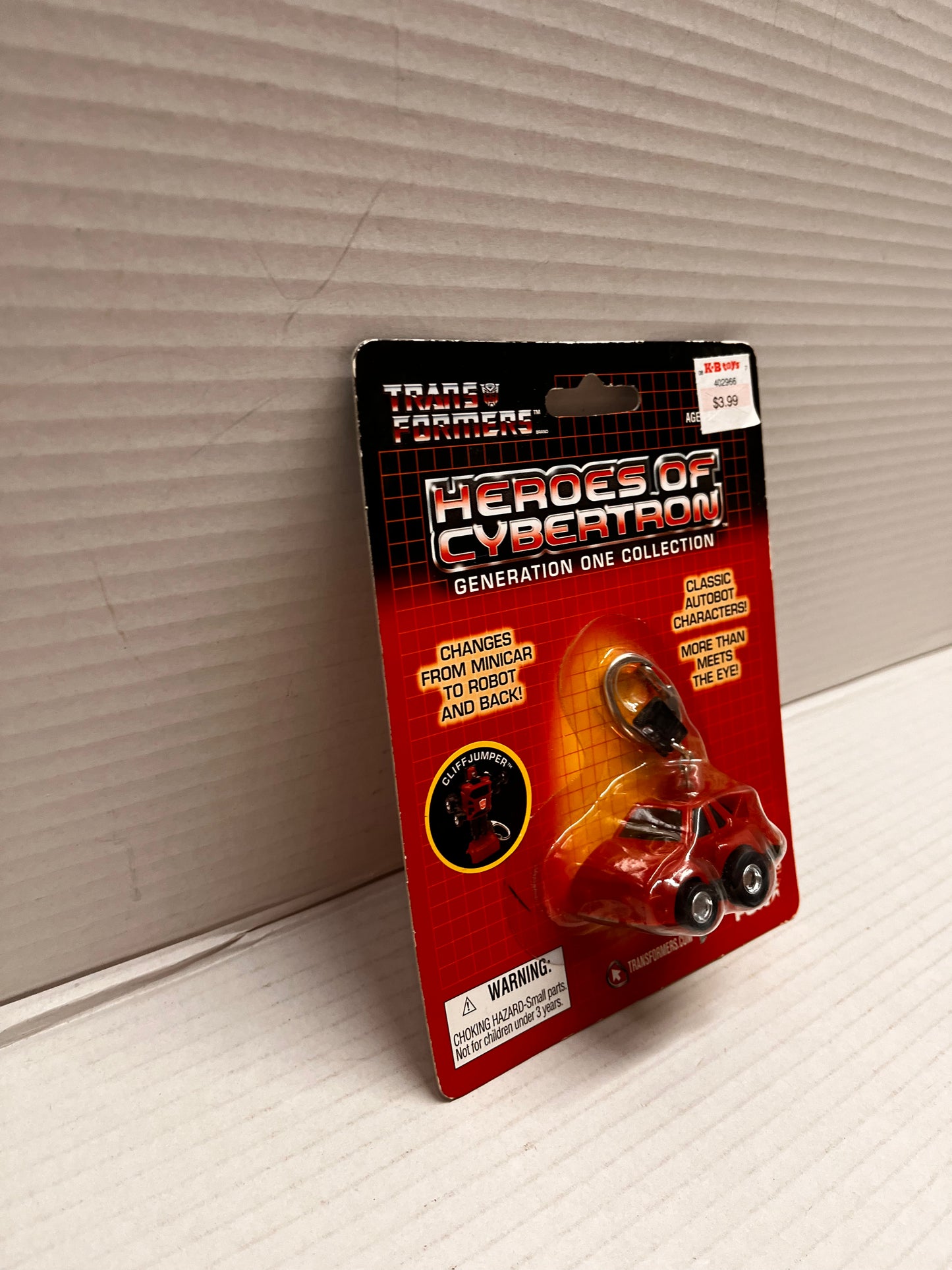 NEW/SEALED Transformers Heroes of Cybertron G1 Cliffjumper Key Chain 2006