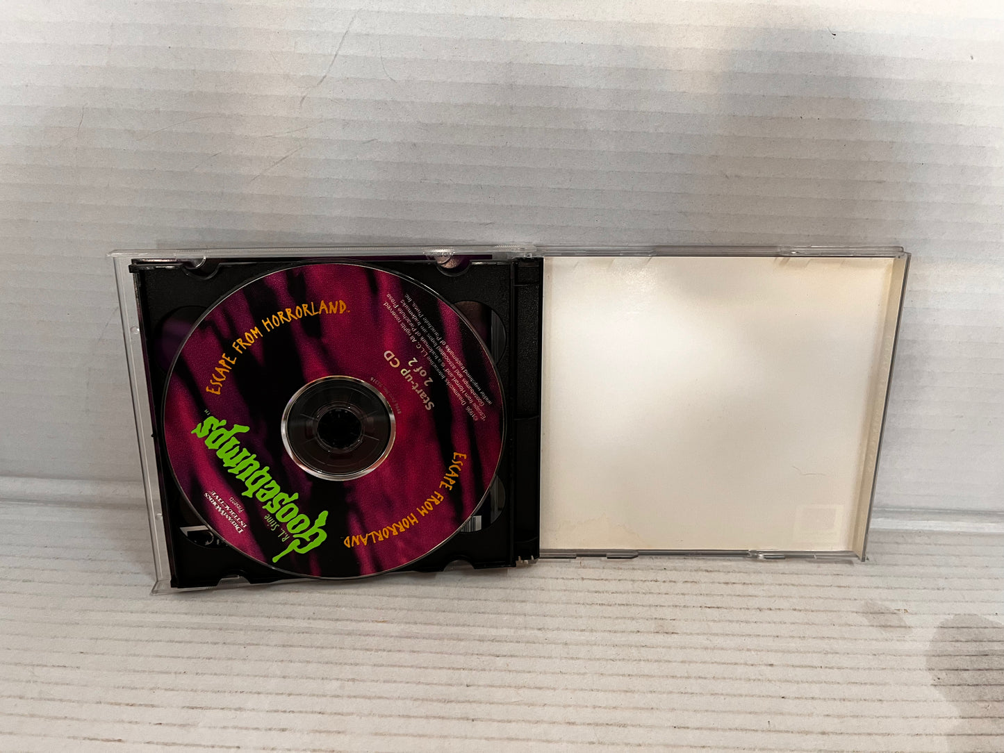 Goosebumps Escape from Horrorland 2-Disc PC CD-ROM 1996 Windows 95