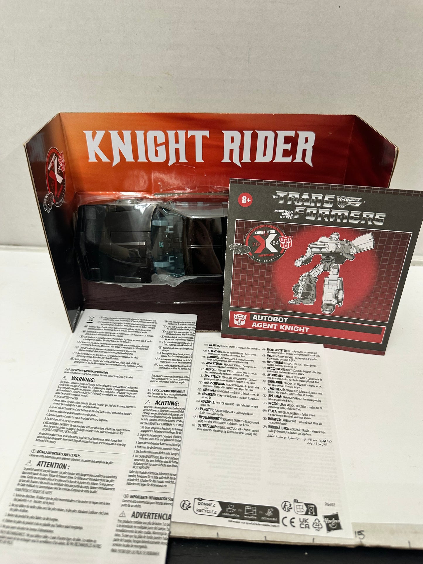 Hasbro Transformers Knight Rider x Transformers Autobot Agent Knight Figure