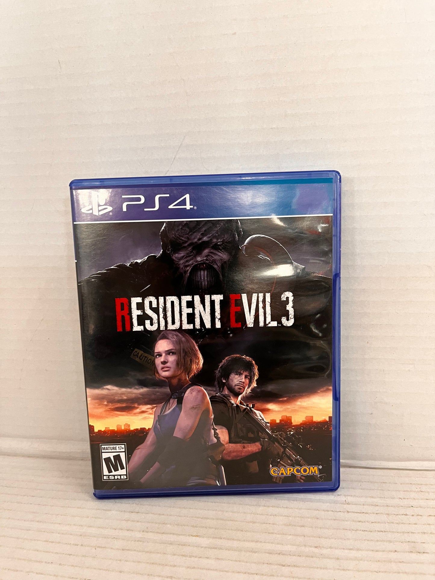 Resident Evil 3 (Sony PlayStation 4, 2020) Video Game Disc and Case