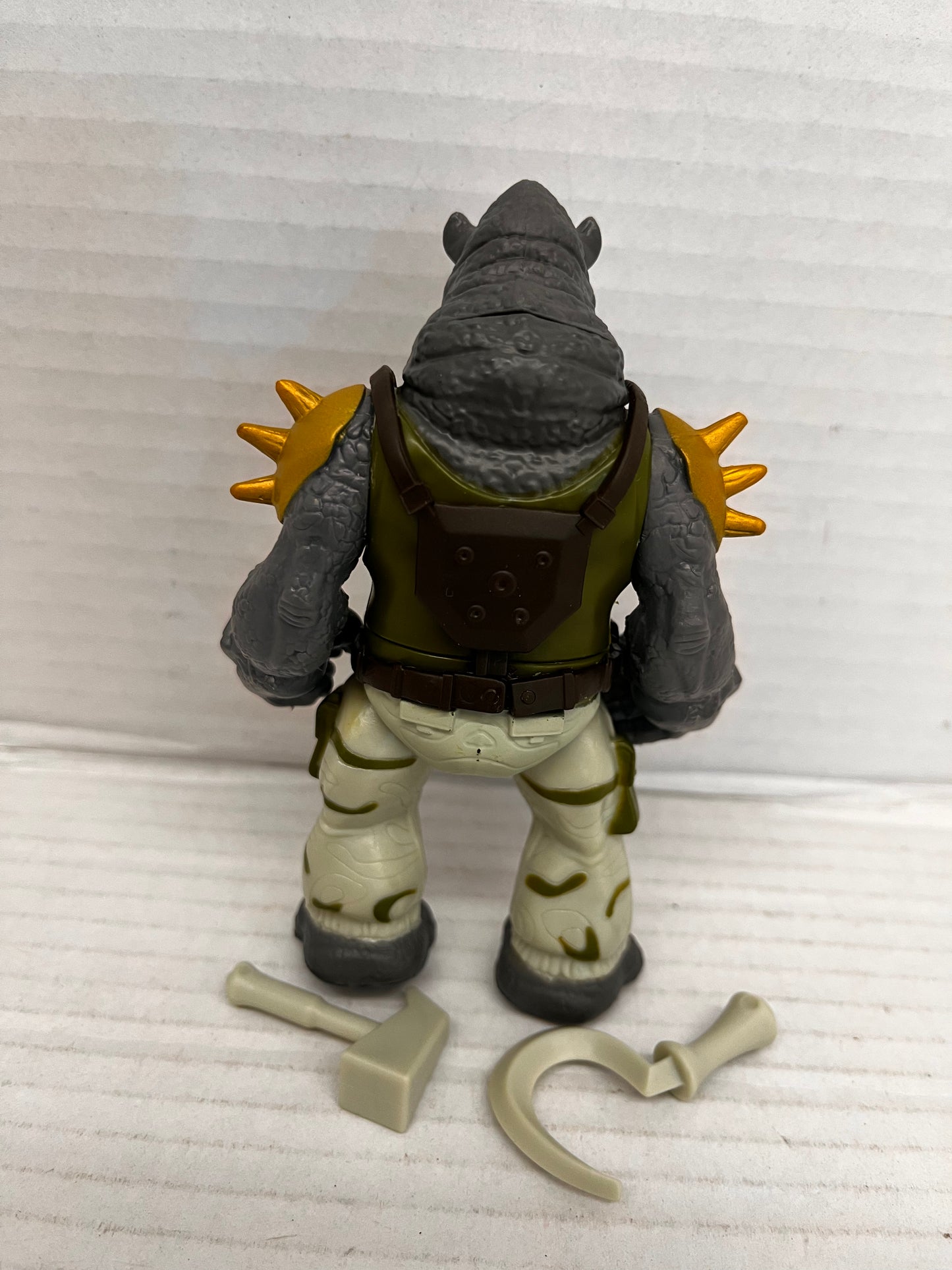 Teenage Mutant Ninja Turtles Rocksteady 5" Action Figure Playmate Toys 2014 TMNT