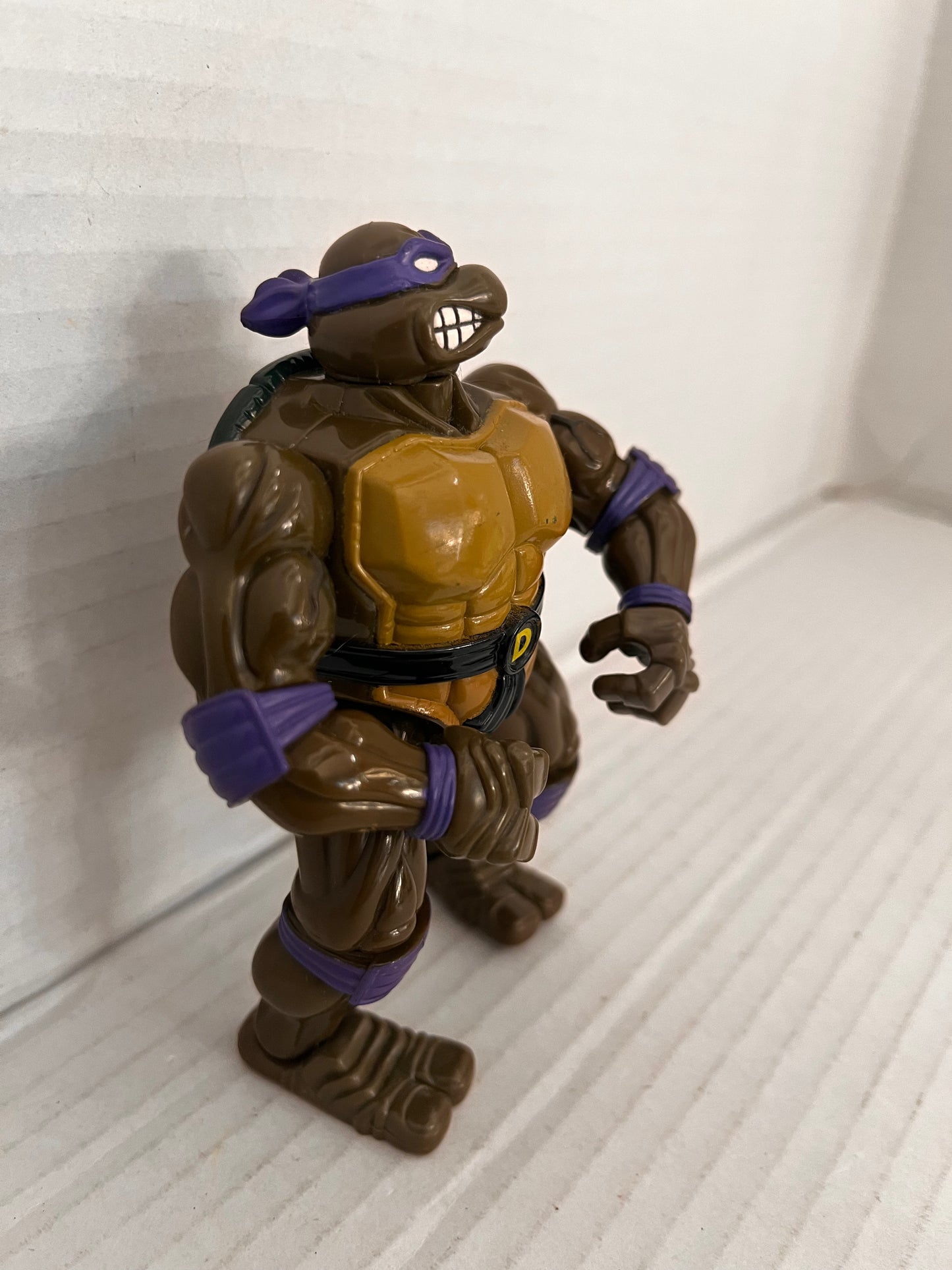 1996 TMNT Teenage Mutant Ninja Turtle Donatello Coil Cool Force Action Figure
