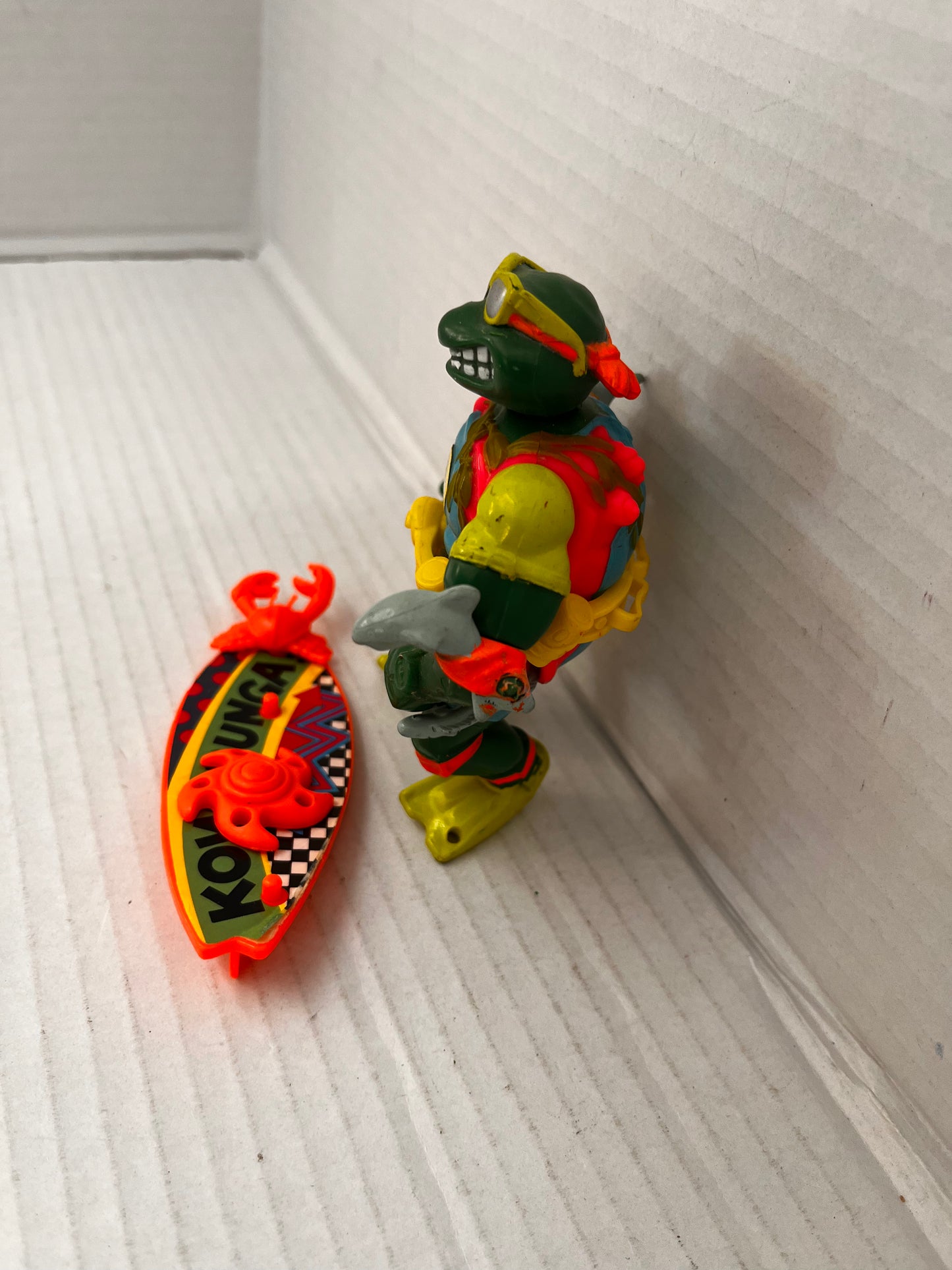 Playmates Teenage Mutant Ninja Turtles Mike Sewer Surfer Vintage Action Figure