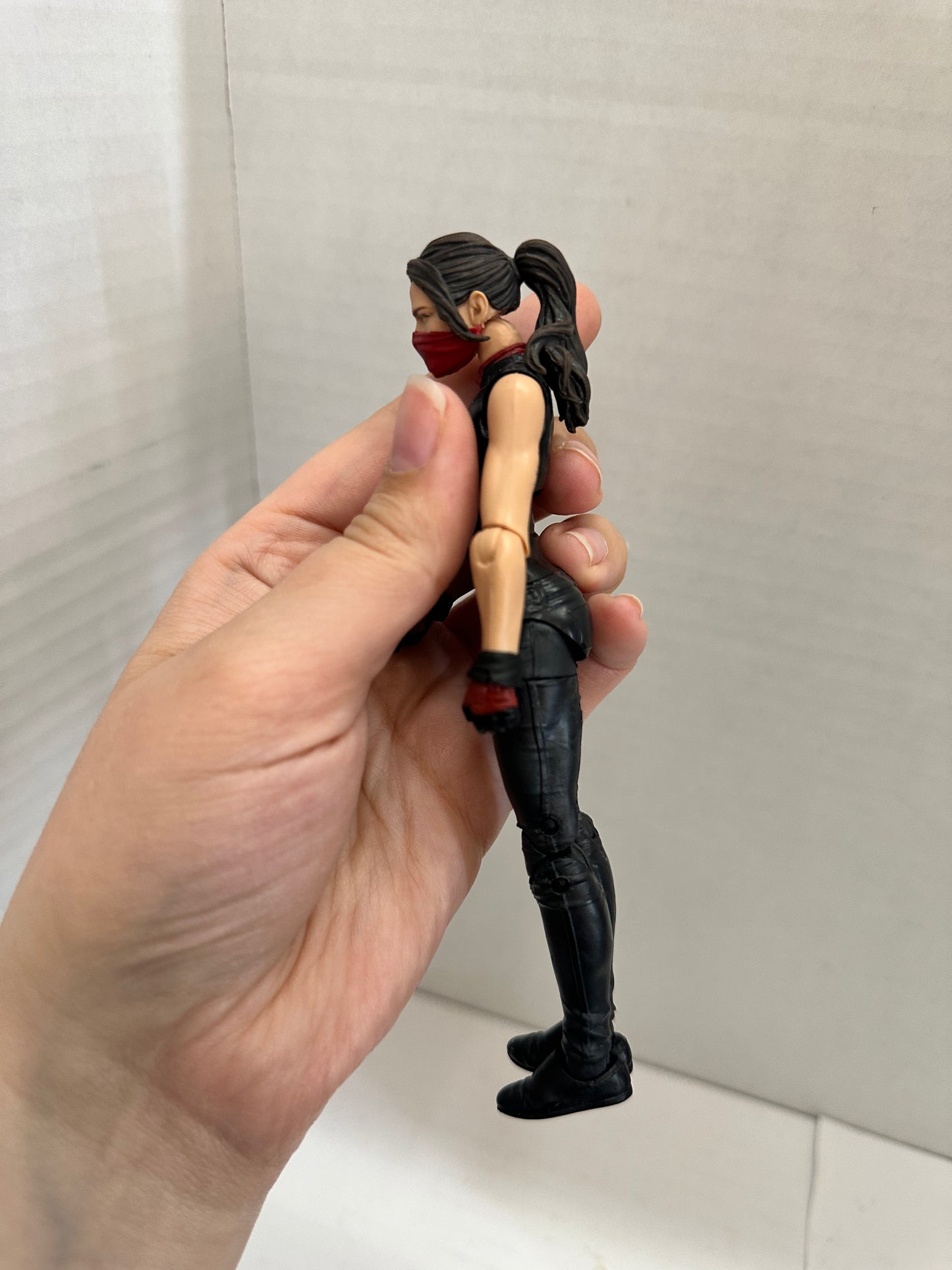 Marvel Legends Elektra 6" Action Figure Netflix Series Man-Thing BAF Wave Hasbro