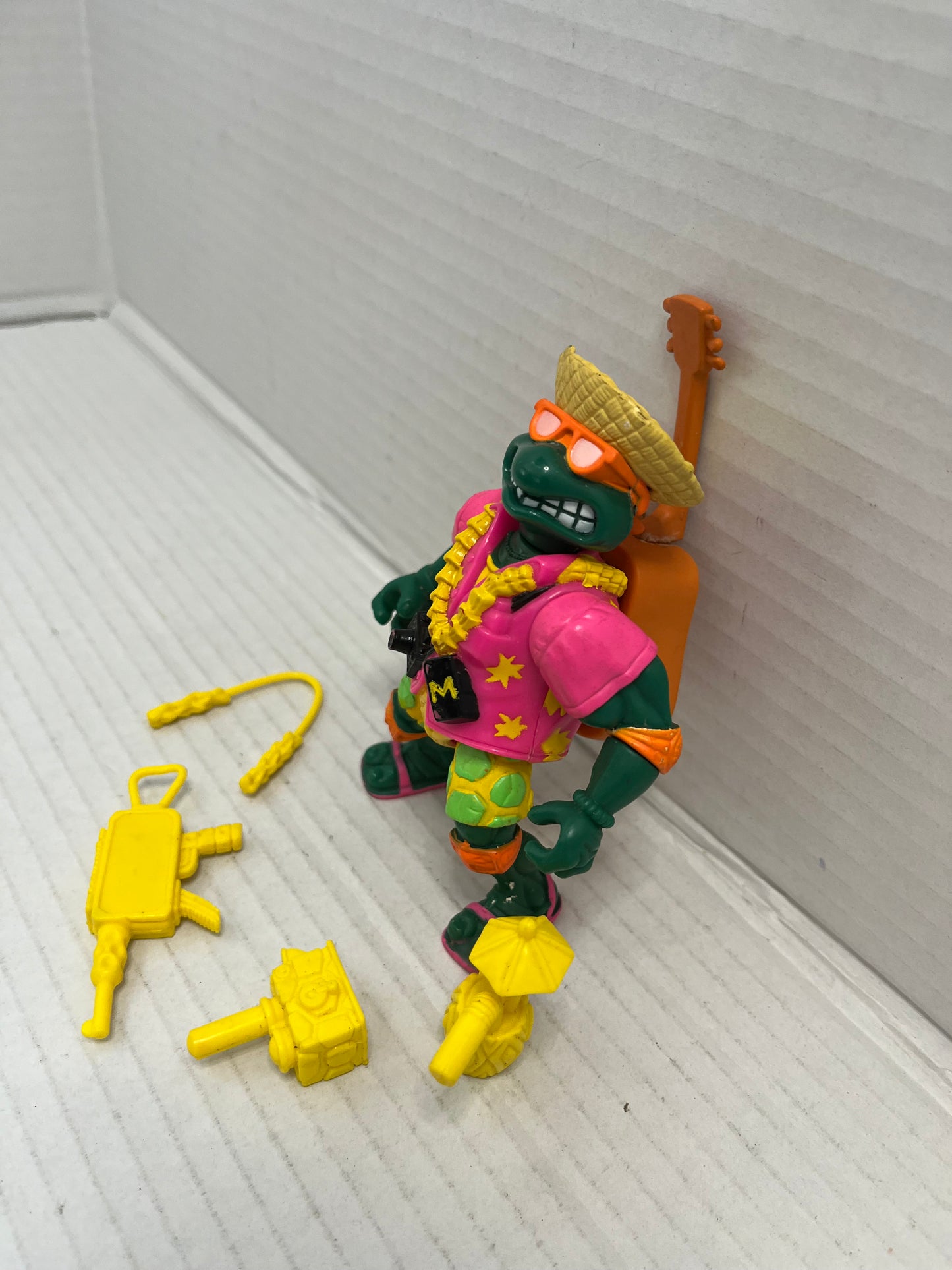 Vintage TMNT Beachcombin' Mike Teenage Mutant Ninja Turtles 1992 Playmates