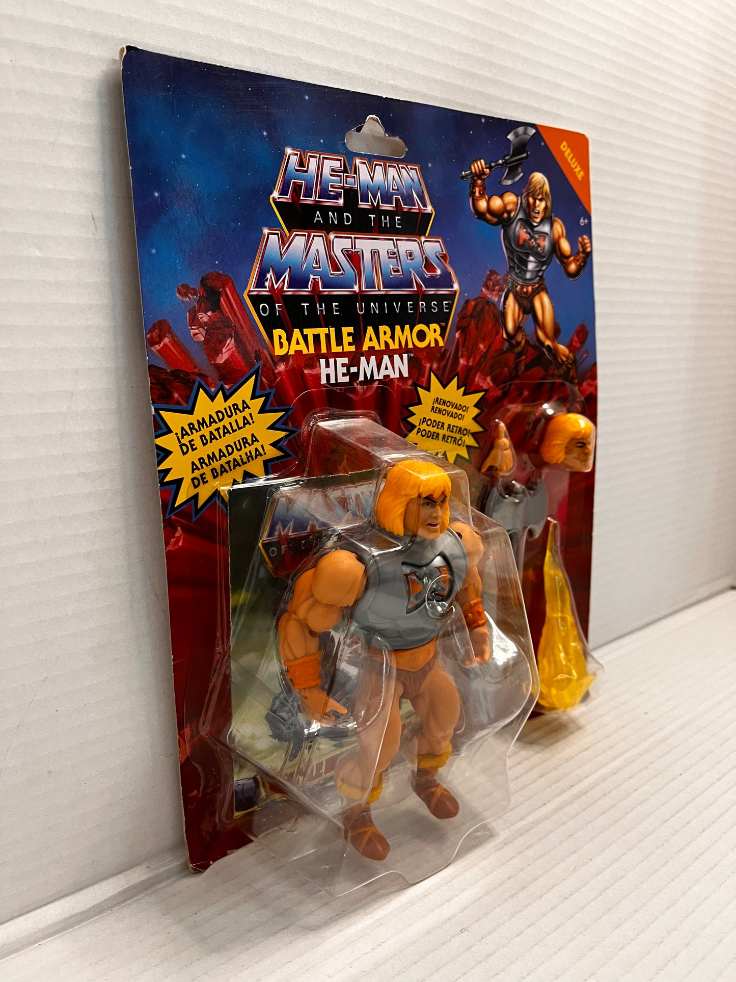 MOTU Origins Battle Armor He-Man Deluxe Figure Set - SPANISH VERSION