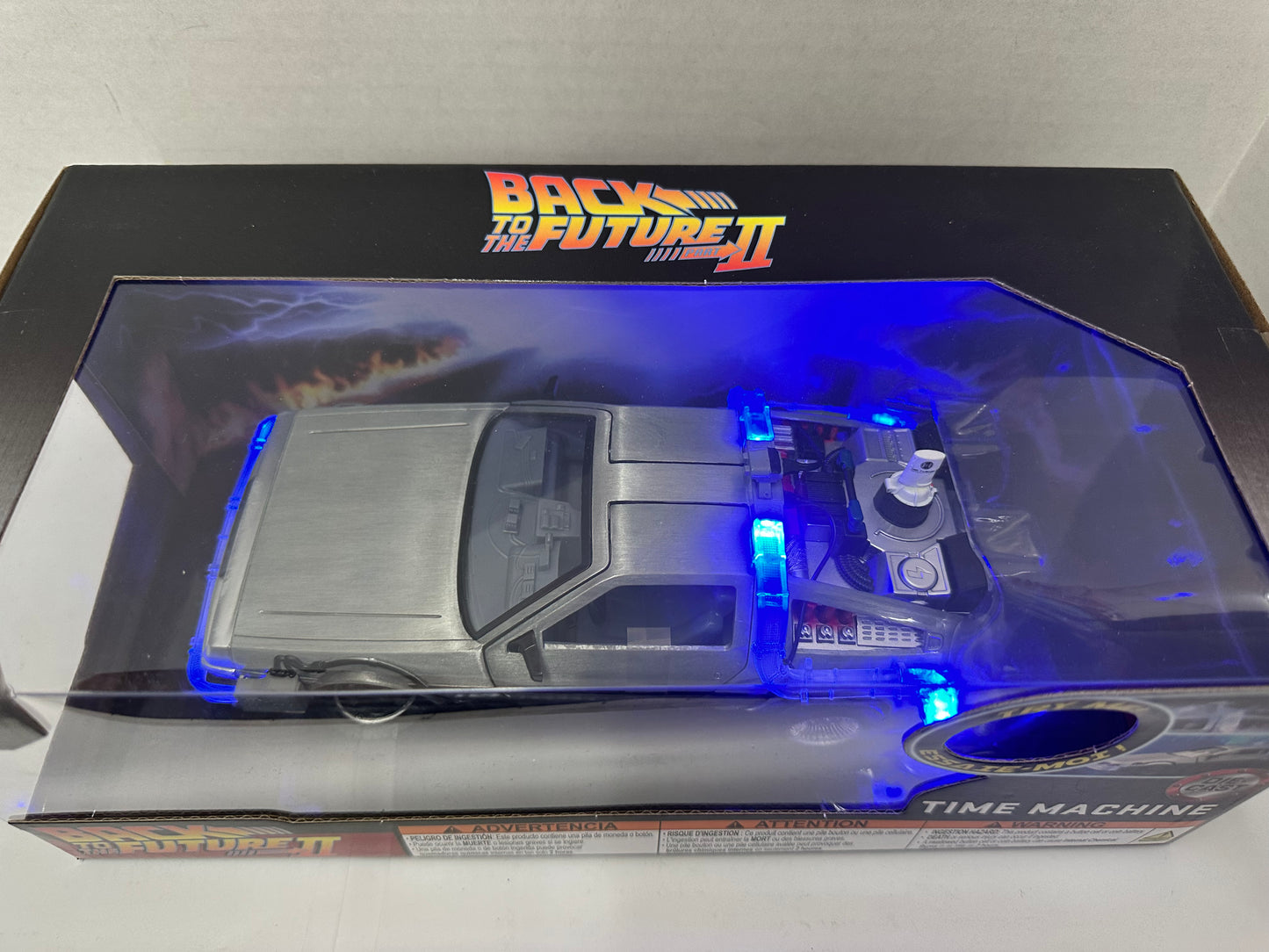 NEW Jada 31468 Back to the Future pt II TIME MACHINE 1:24 Die-Cast w/ Lights