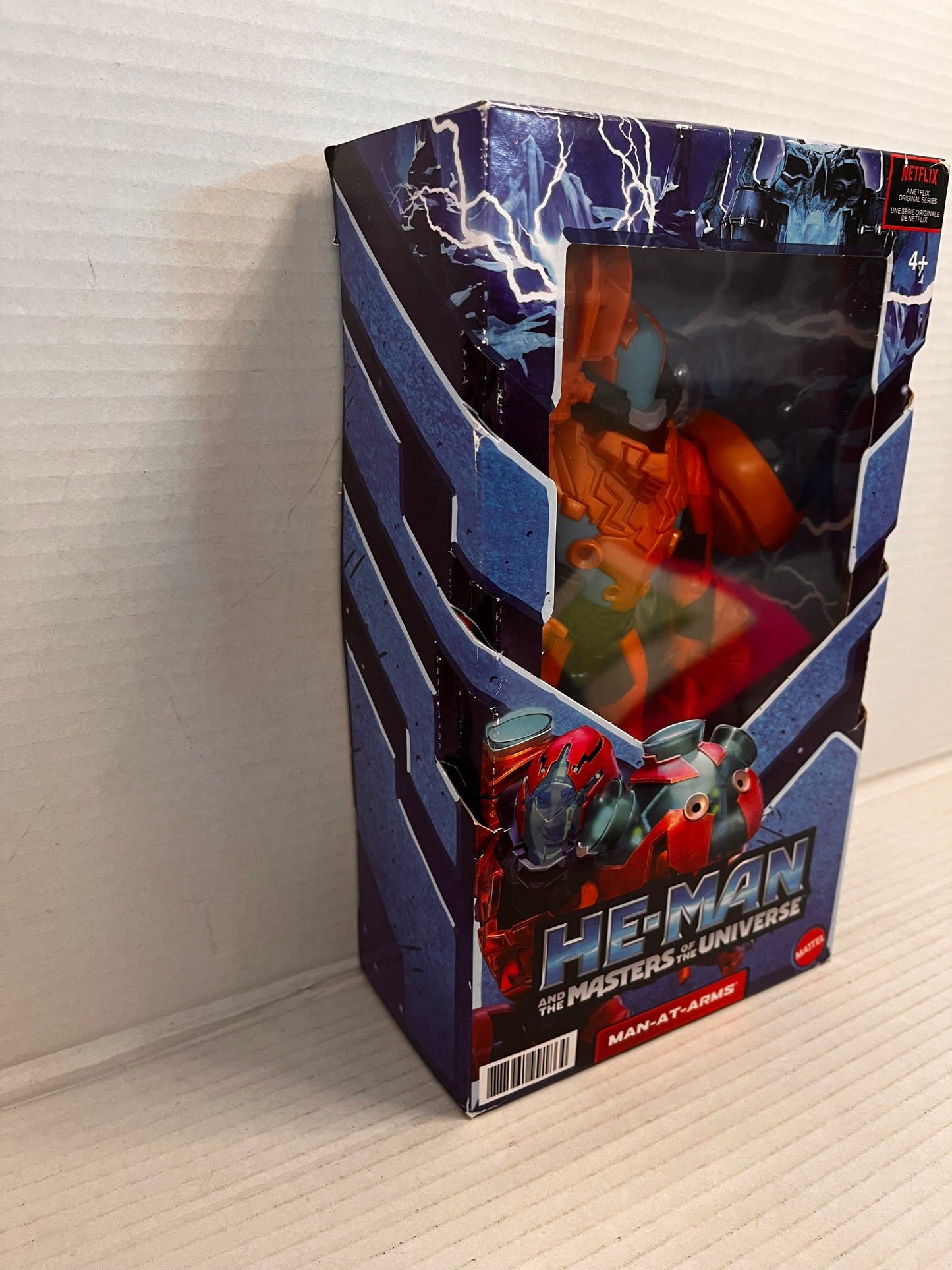 He Man & Masters of the Universe Man At Arms 10” Netflix Boxed Version 2021 NEW