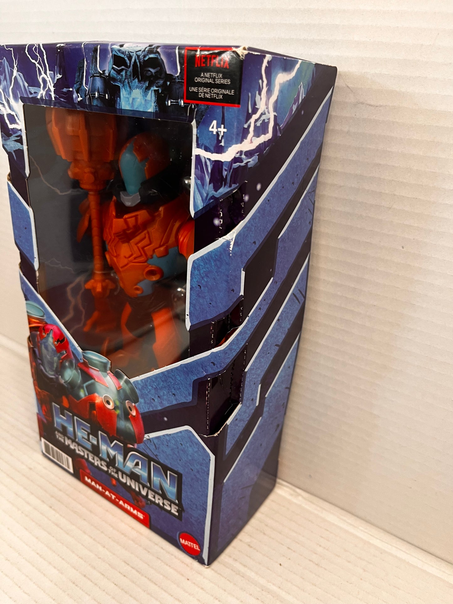 He Man & Masters of the Universe Man At Arms 10” Netflix Boxed Version 2021 NEW